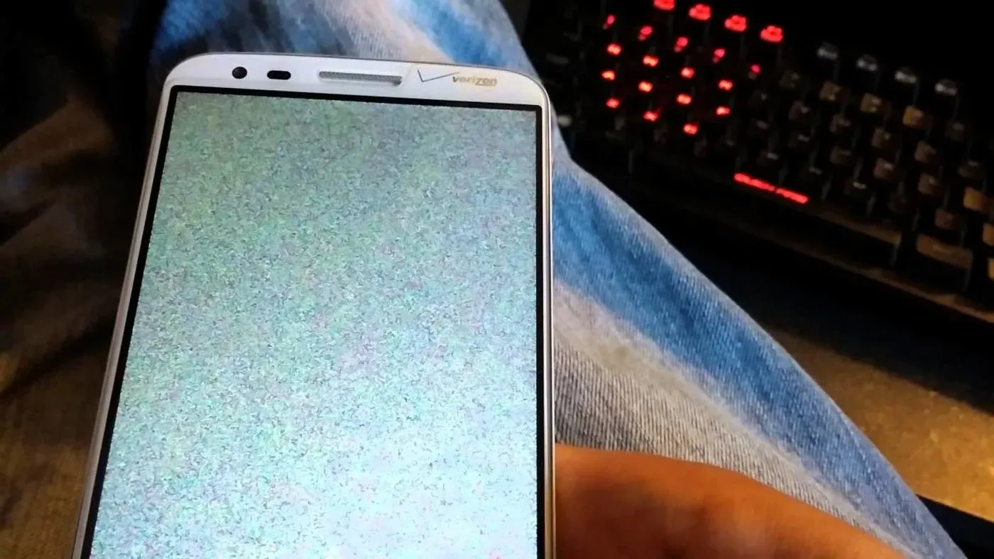 Что делать если экран стал белым