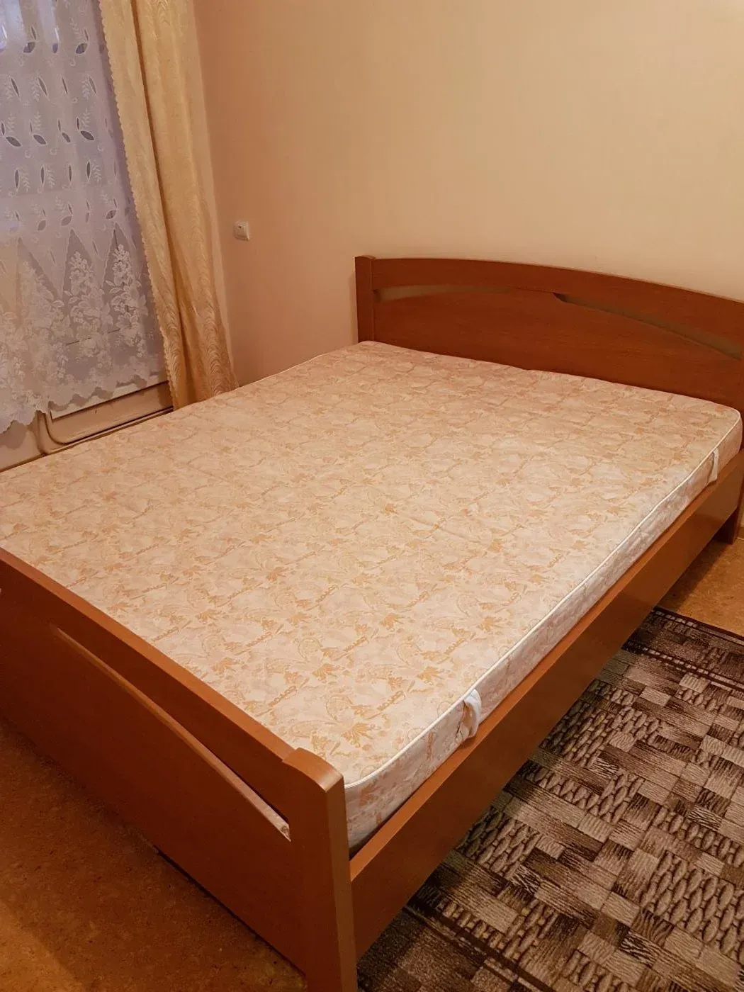 приму в дар кровать двуспальную