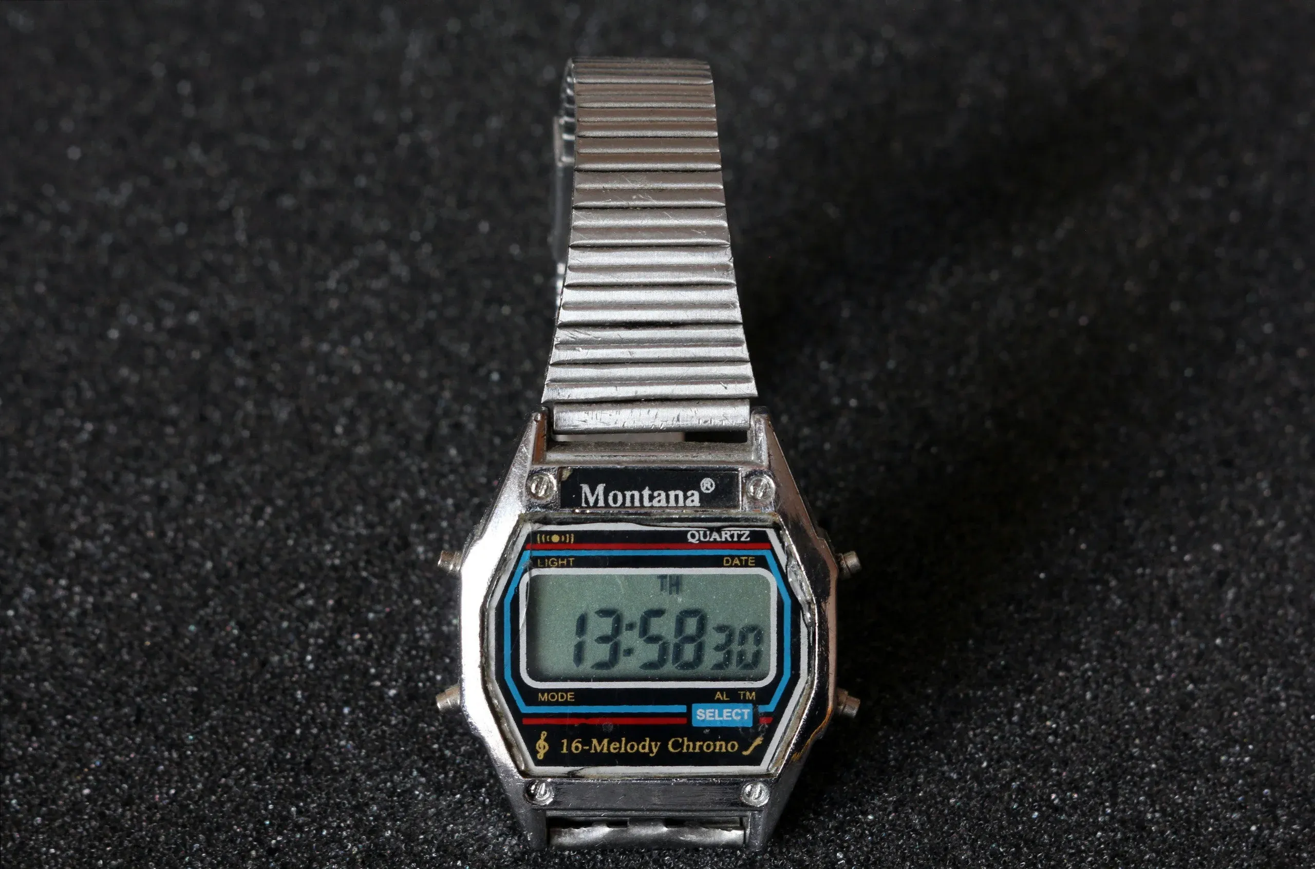 Наручные часы монтана. Часы Монтана 1990. Часы Монтана 2023. Часы Монтана модуль Pam 350.