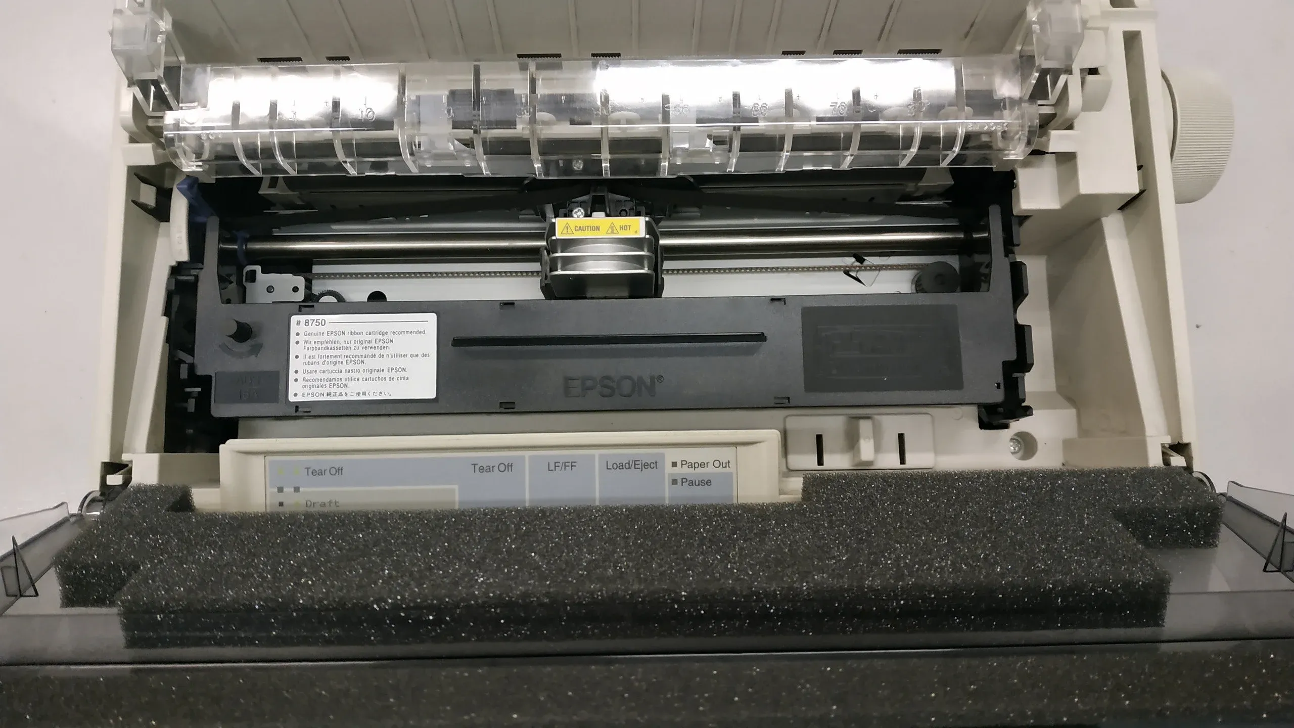 Матричный принтер печатает. Матричный принтер а3 Ricoh 1997. Принтер матричный 5330. Epson lx300 рулонная печать. Принтер Epson 311.