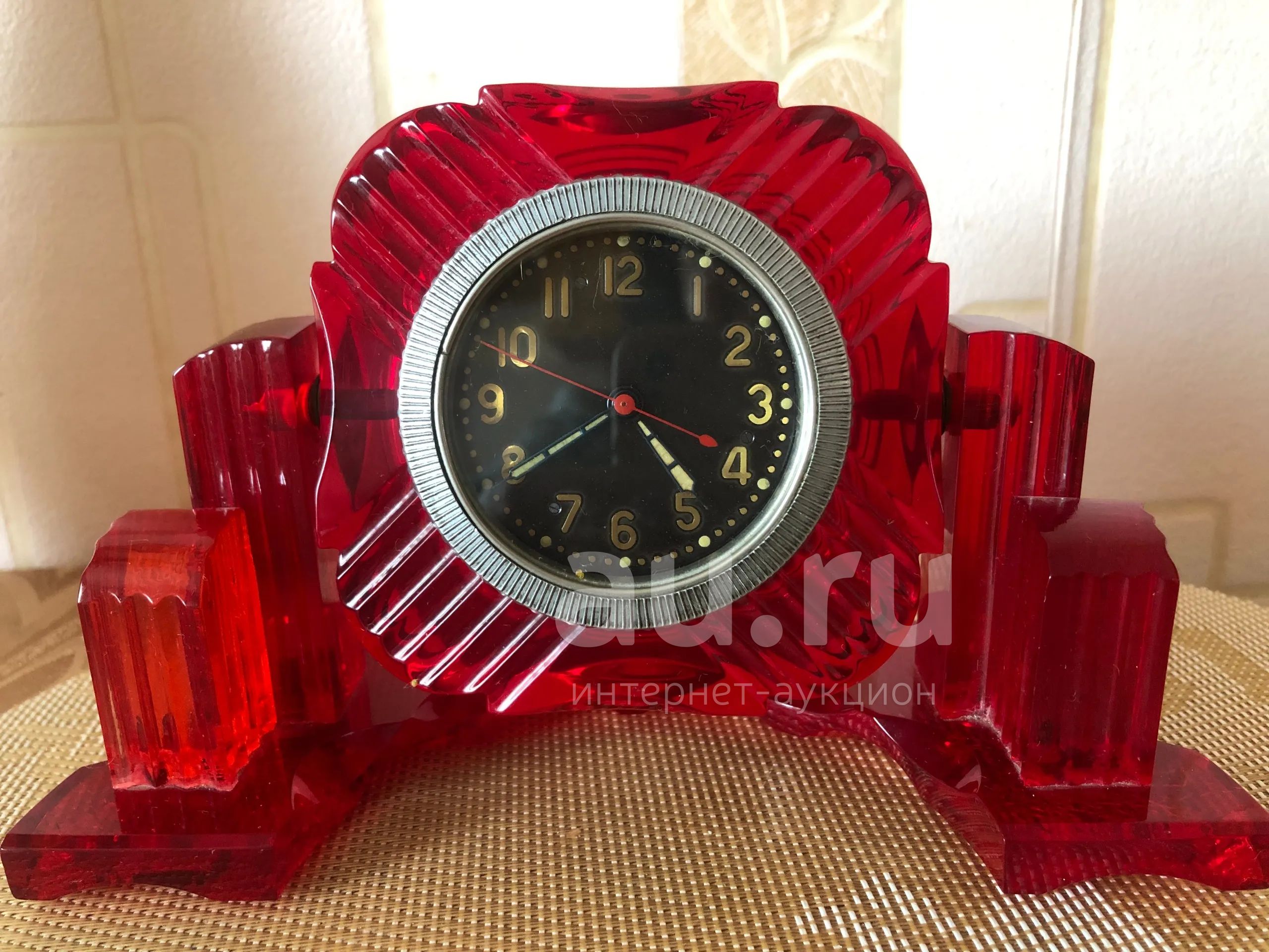 Часы советские настольные механические . Винтаж, СССР. Челябинский ...