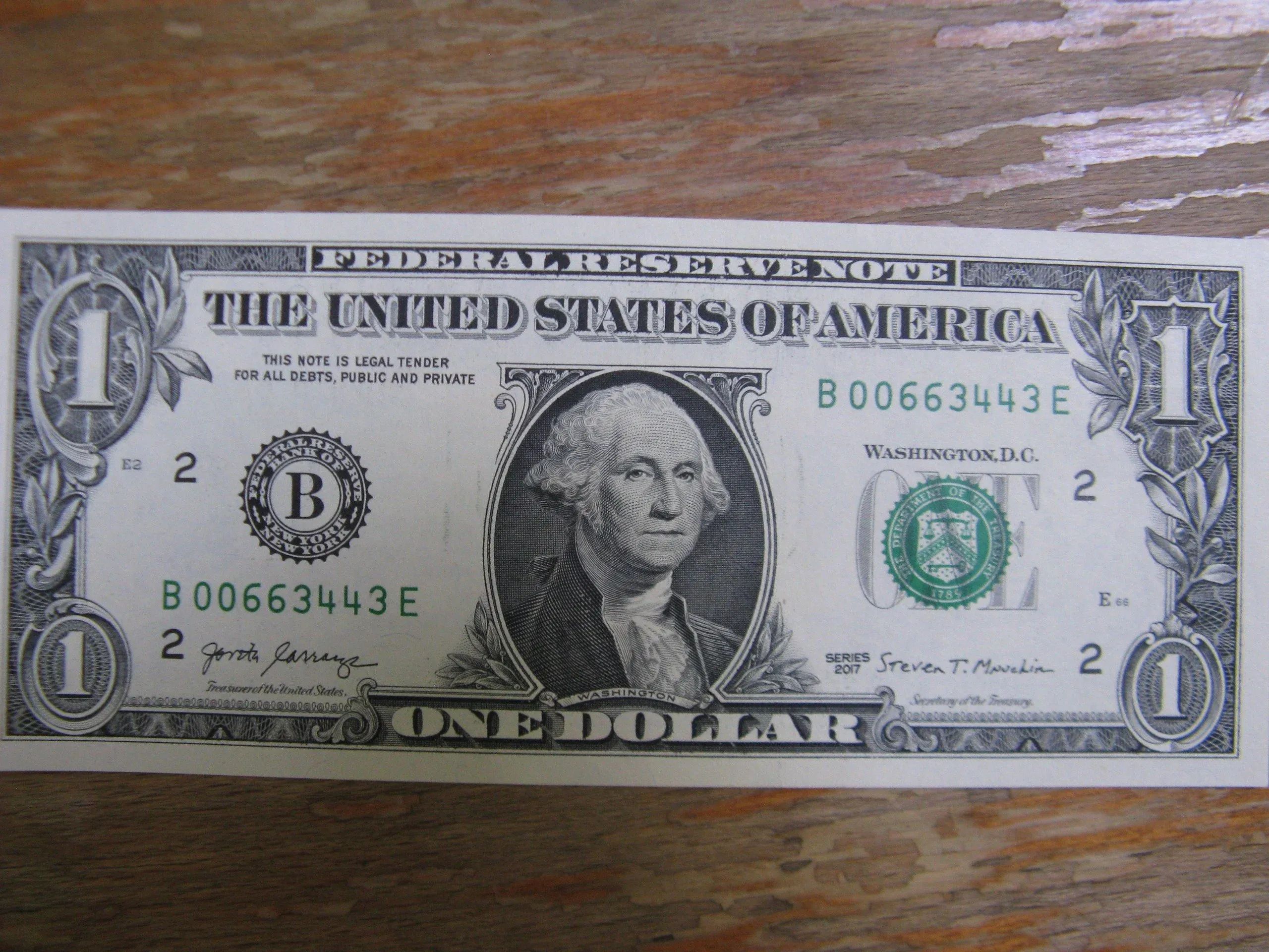 Сколько 1 доллар 2017. Один доллар. Купюра 1 доллар. Один доллар США. Доллар 2006 года фото.