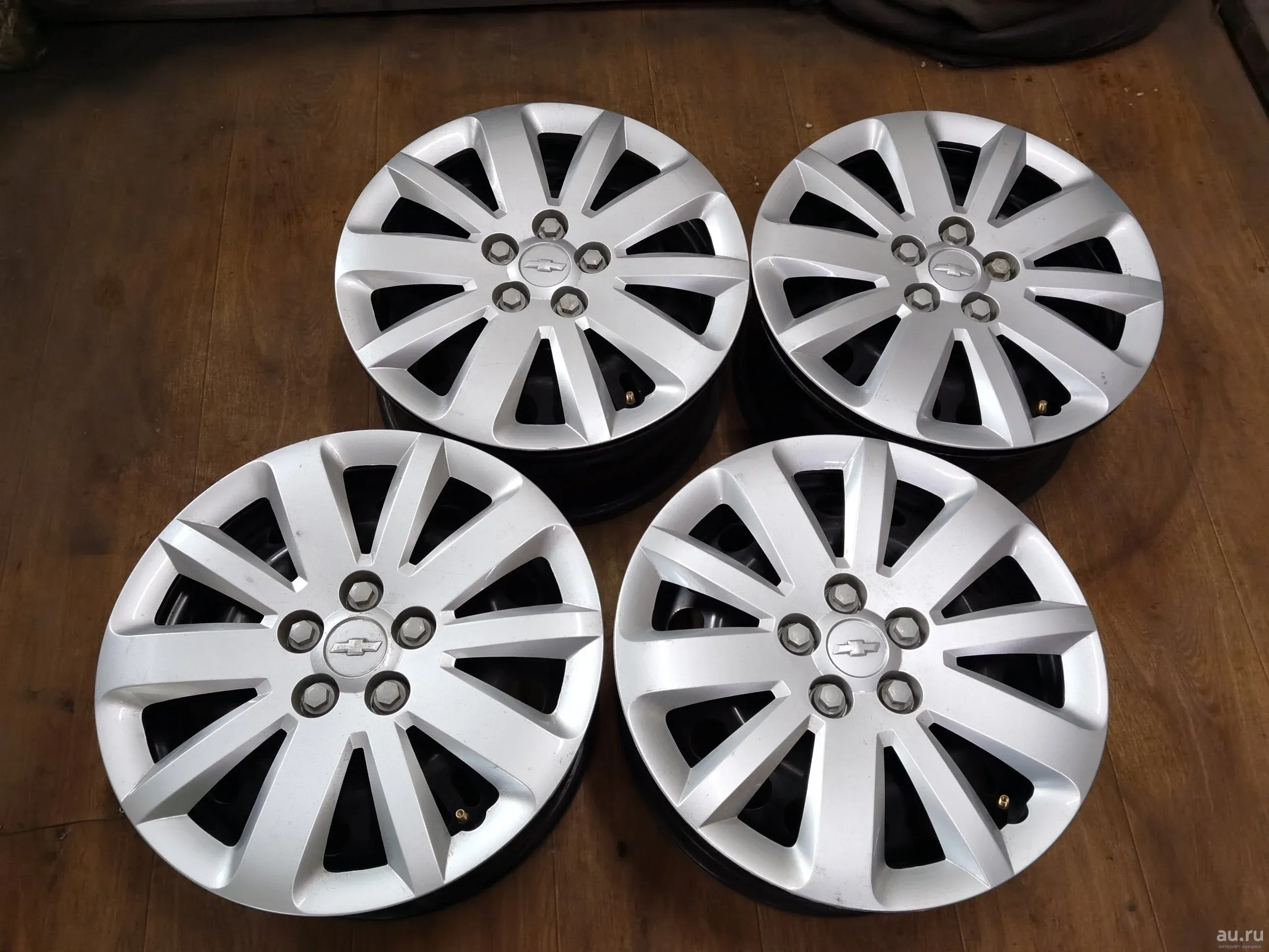 Колпаки R16 на автомобиль Chevrolet. Оригинал. Колпаки в идеальном ...