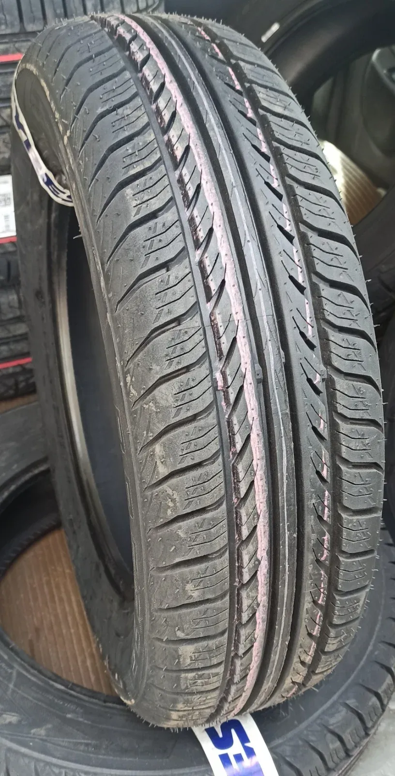 Кама бриз 175 70 r13. Кама Бриз 185/60 r14. Кама Бриз 175/65 r14. Шина Кама Breeze (HK-132).