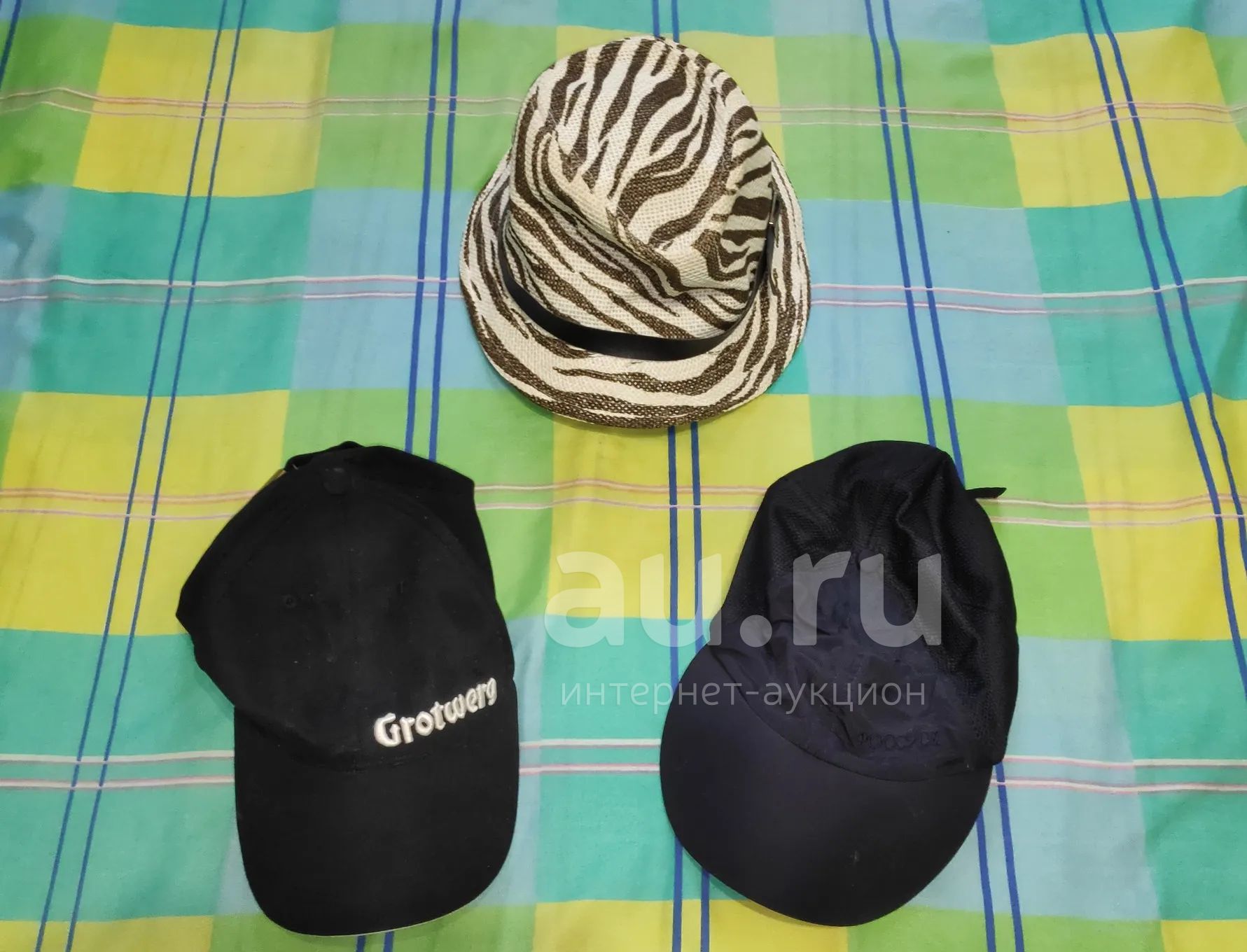2 кепки и шляпа на лето — купить в Красноярске. Состояние ...