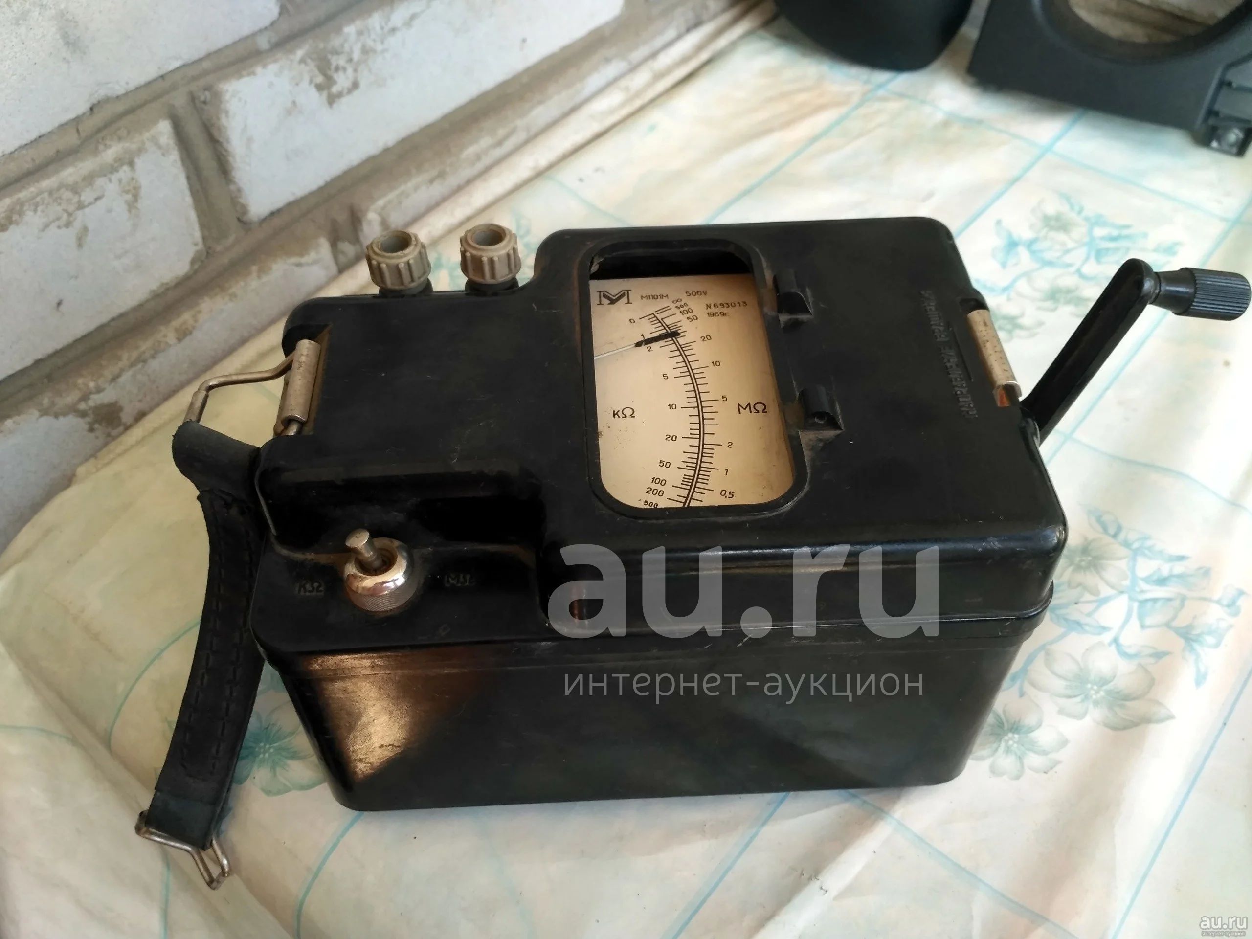 Для музея,для колекции.Мегаомметр М1101М 500 В (1969 год) — купить в ...
