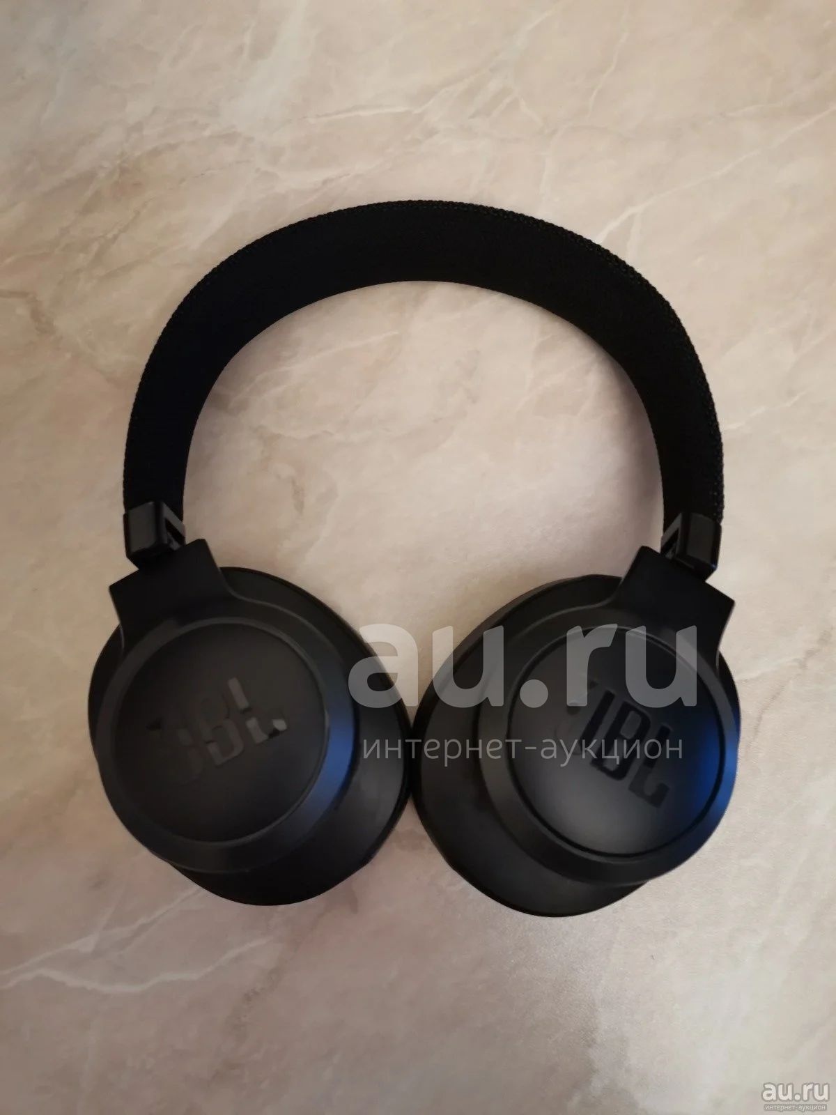 Jbl tune 550 hotsell