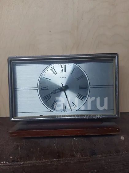 Часы "весна" настольные, механические (СССР). — купить в Красноярске ...
