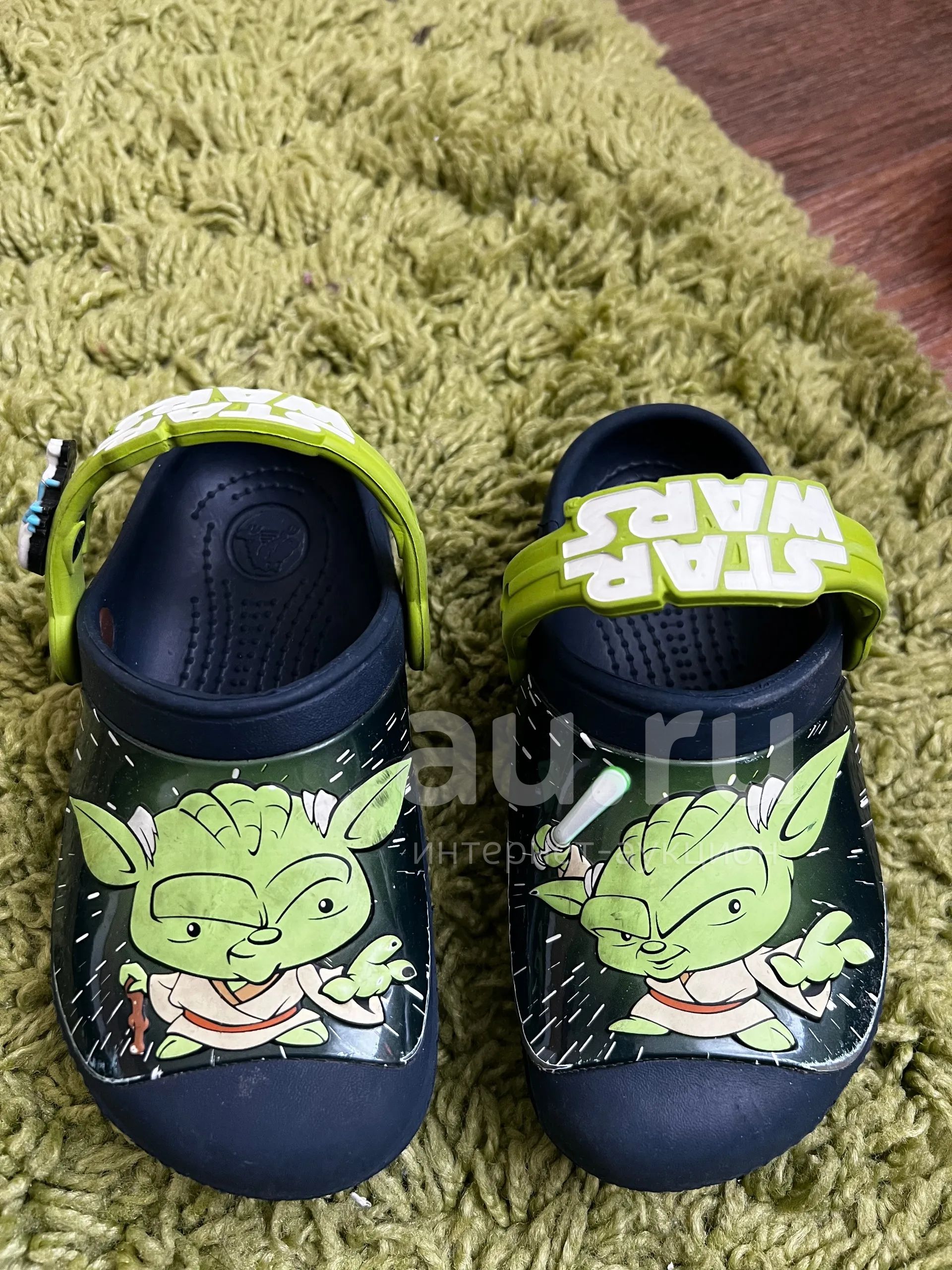 10 11 crocs discount