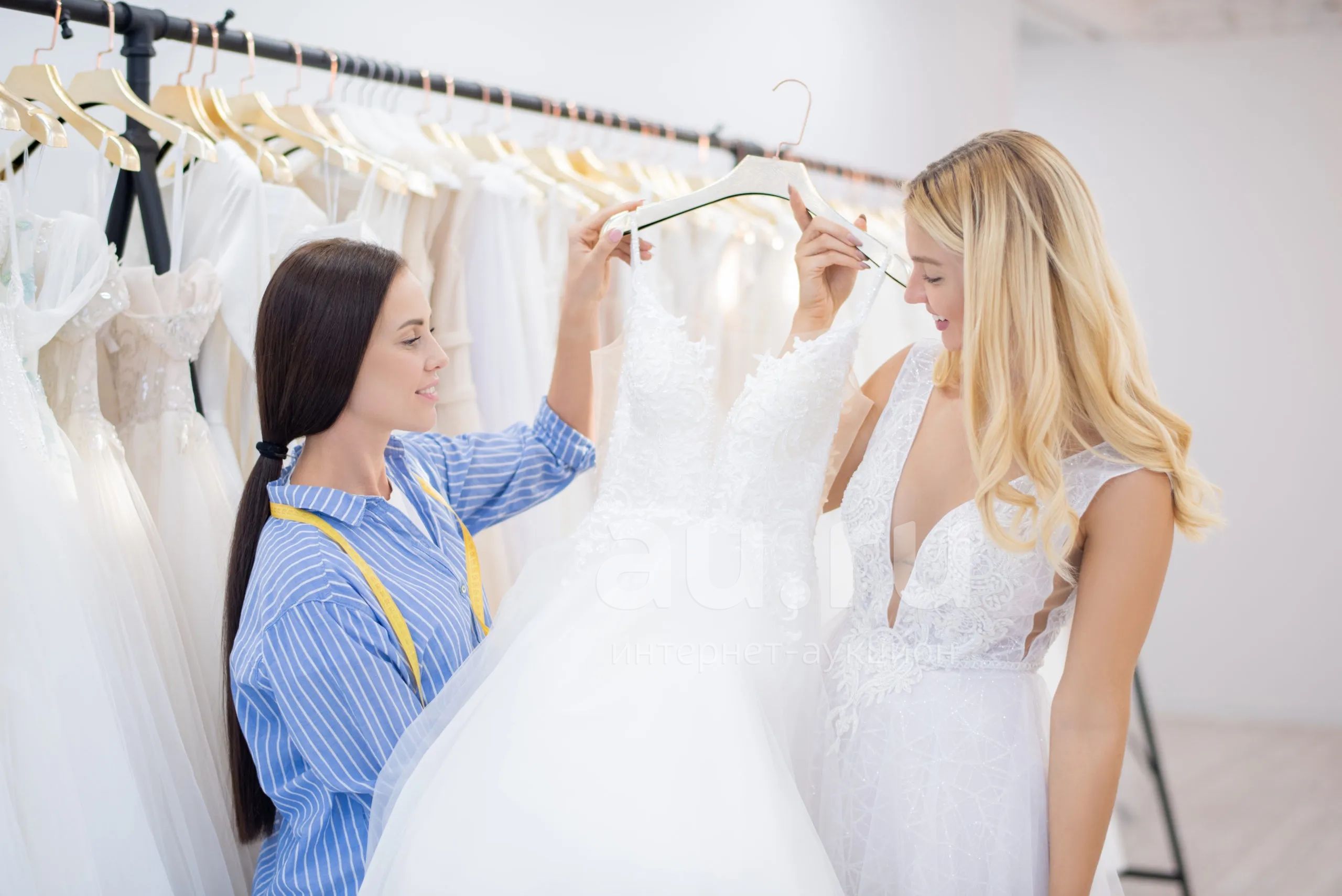 Производитель свадебных платьев