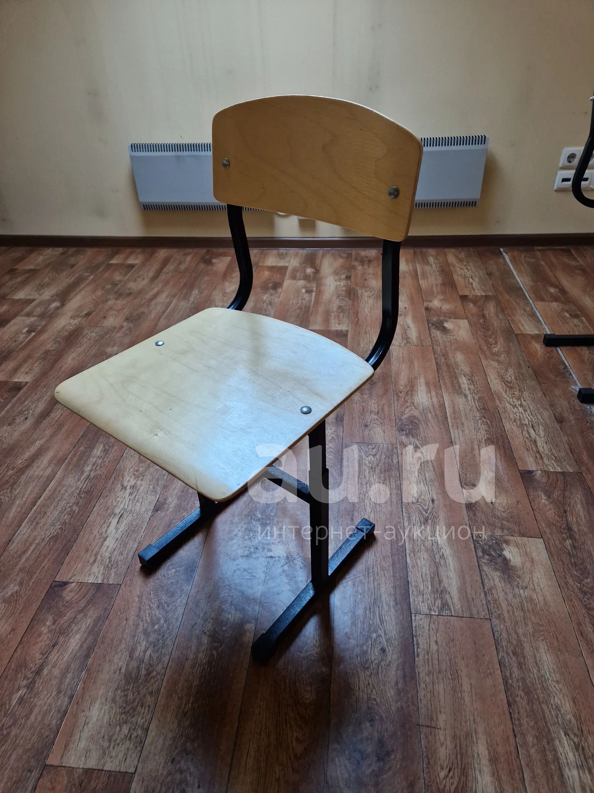 Стулья школьные — купить в Красноярске. Состояние: Б/у. Столики, стулья ...