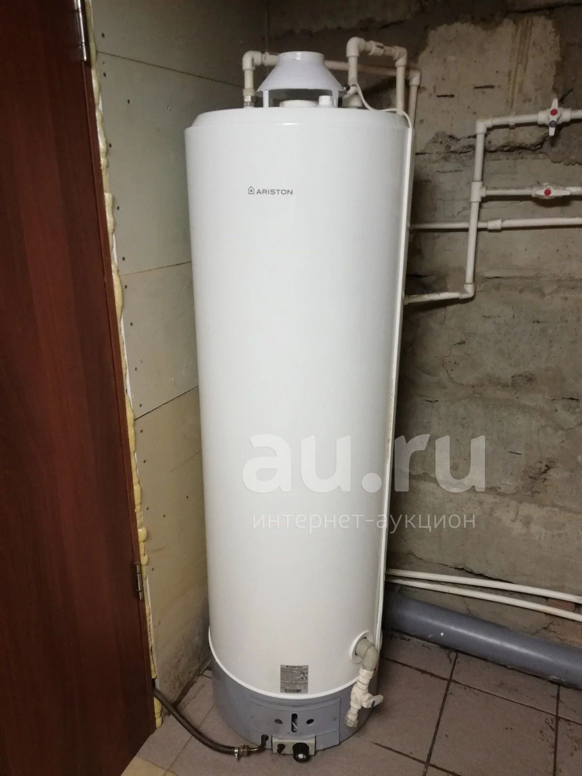 Водонагреватель Ariston 200 Л., 10 КВт, Газовый, Накопительный.
