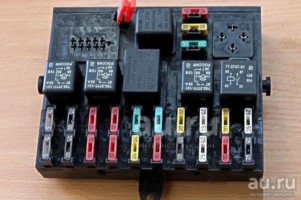 Блок предохранителей богдан 2110 Блок предохранителей ВАЗ 2110, 2123 с нов. предохр. - купить в Красноярске. Сост
