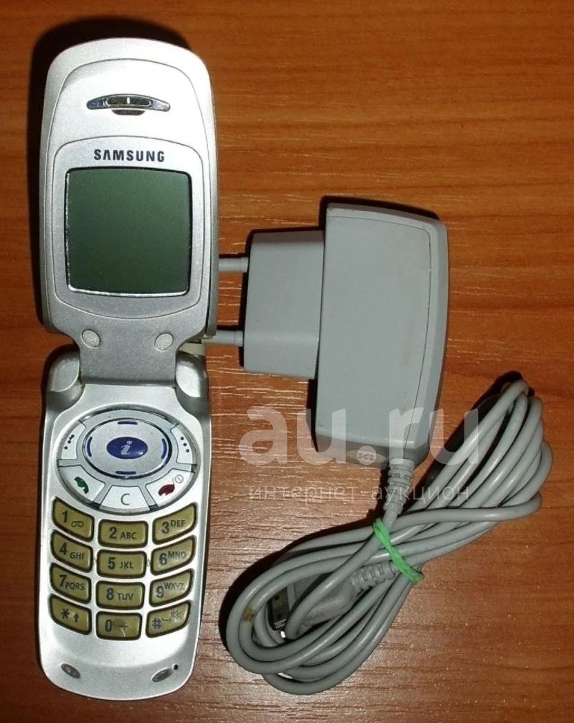 Мобильный телефон Samsung SGH-A800 (нерабочий) — купить в Симферополе.  Состояние: Неисправно. Кнопочные мобильные телефоны на интернет-аукционе  Au.ru