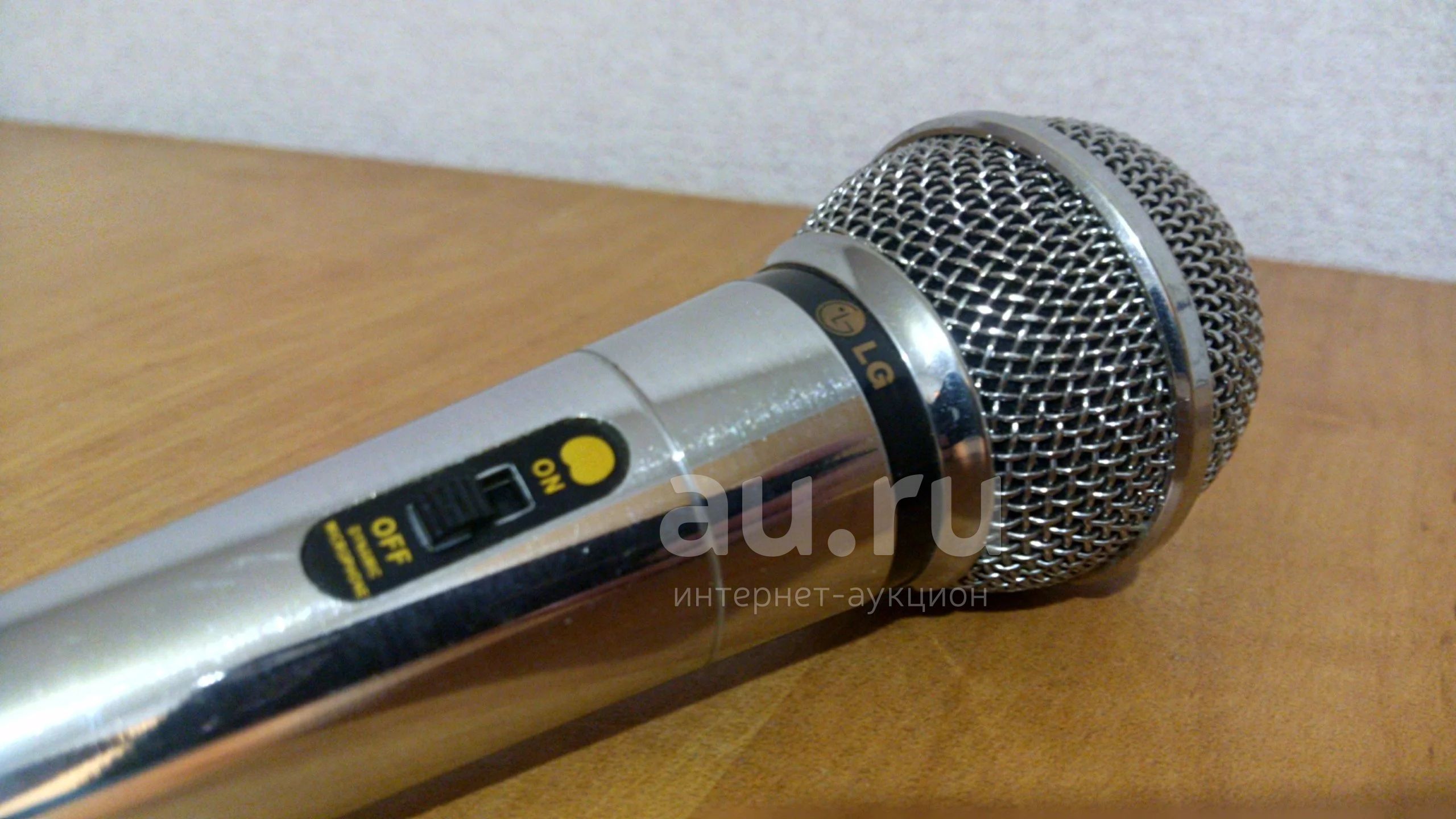 Микрофон LG IMP 400 — купить в Красноярске. Состояние: Б/у. Наушники ...