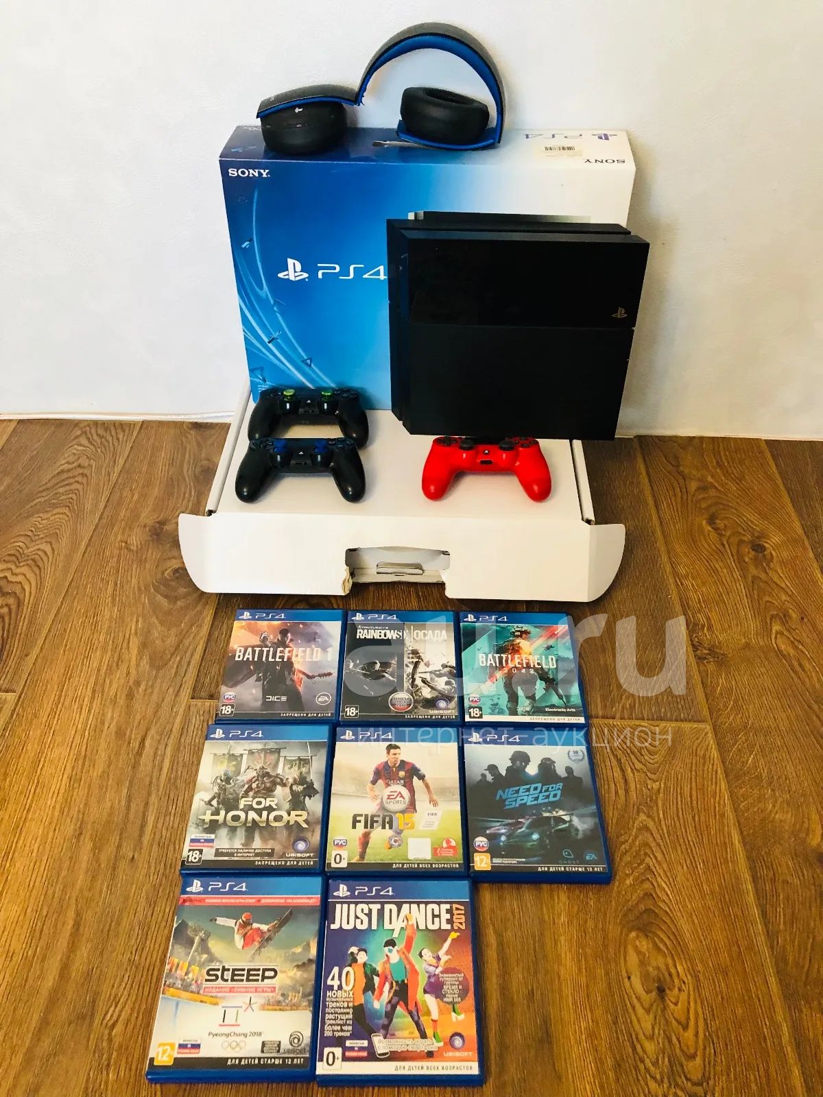 Playstation 4 ps4 консоль с играми и 3-мя джойстиками и наушниками ...