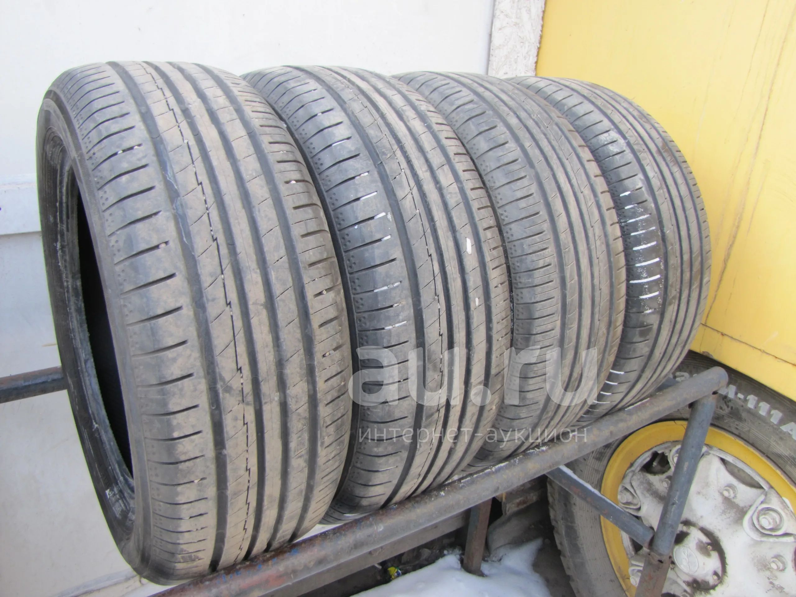 4шт. 205-55-16 Yokohama BluEarth AE50 — купить в Красноярске. Состояние ...