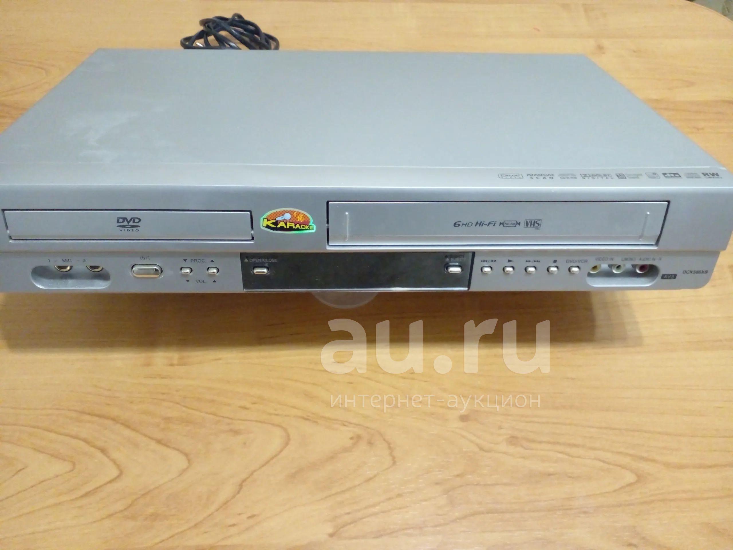 DVD-VHS пишущий плеер LG с караоке — купить в Красноярске. Состояние: Б ...