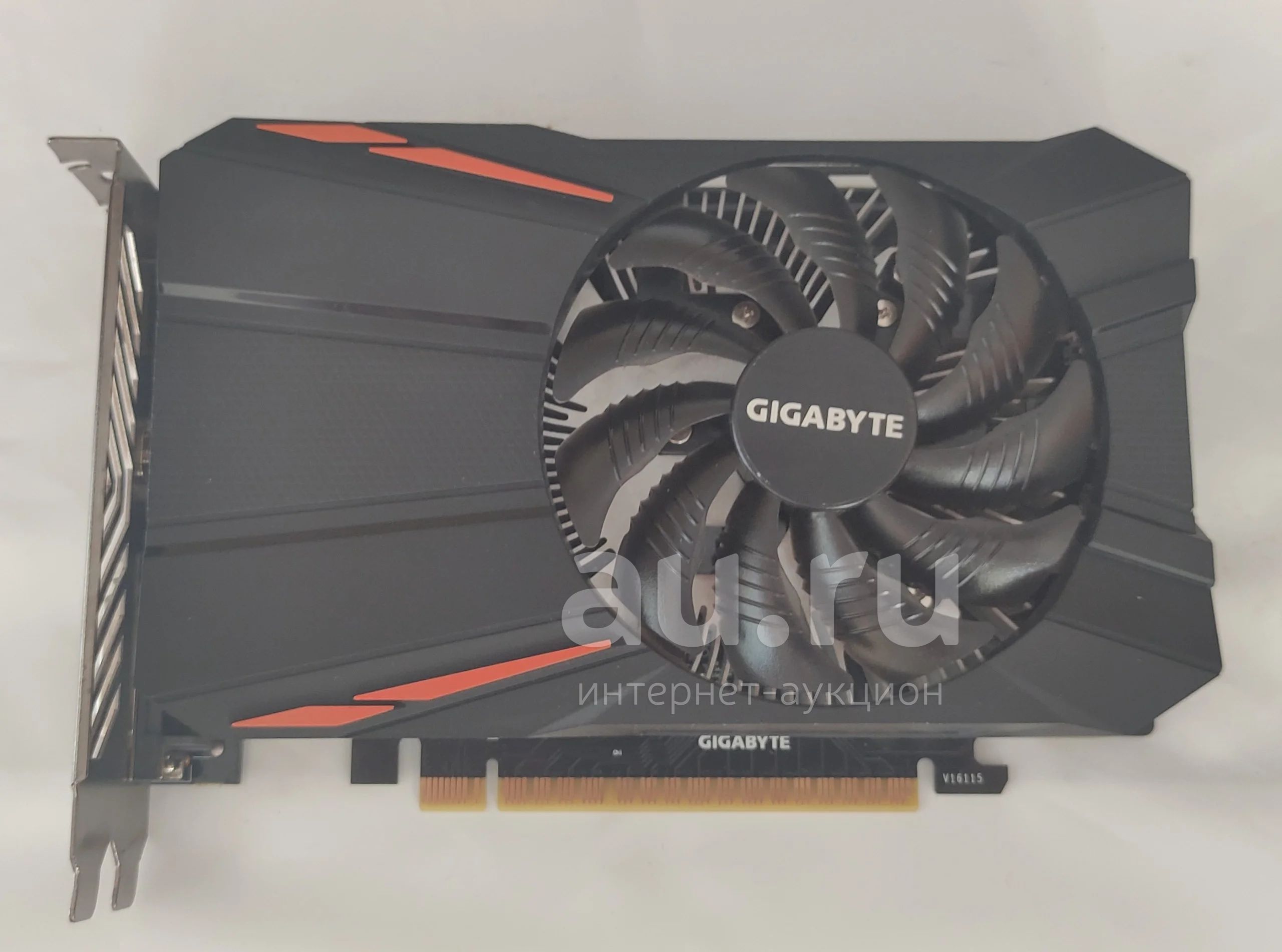 10 1 гб. GTX 1050 Gigabyte. Gigabyte GTX 1050 90mm Fan. Gigabyte GEFORCE GTX 1050 ti с одним маленьким вентилятором на видеокарте. Разбор видеокарты GTX 1050 ti палит.