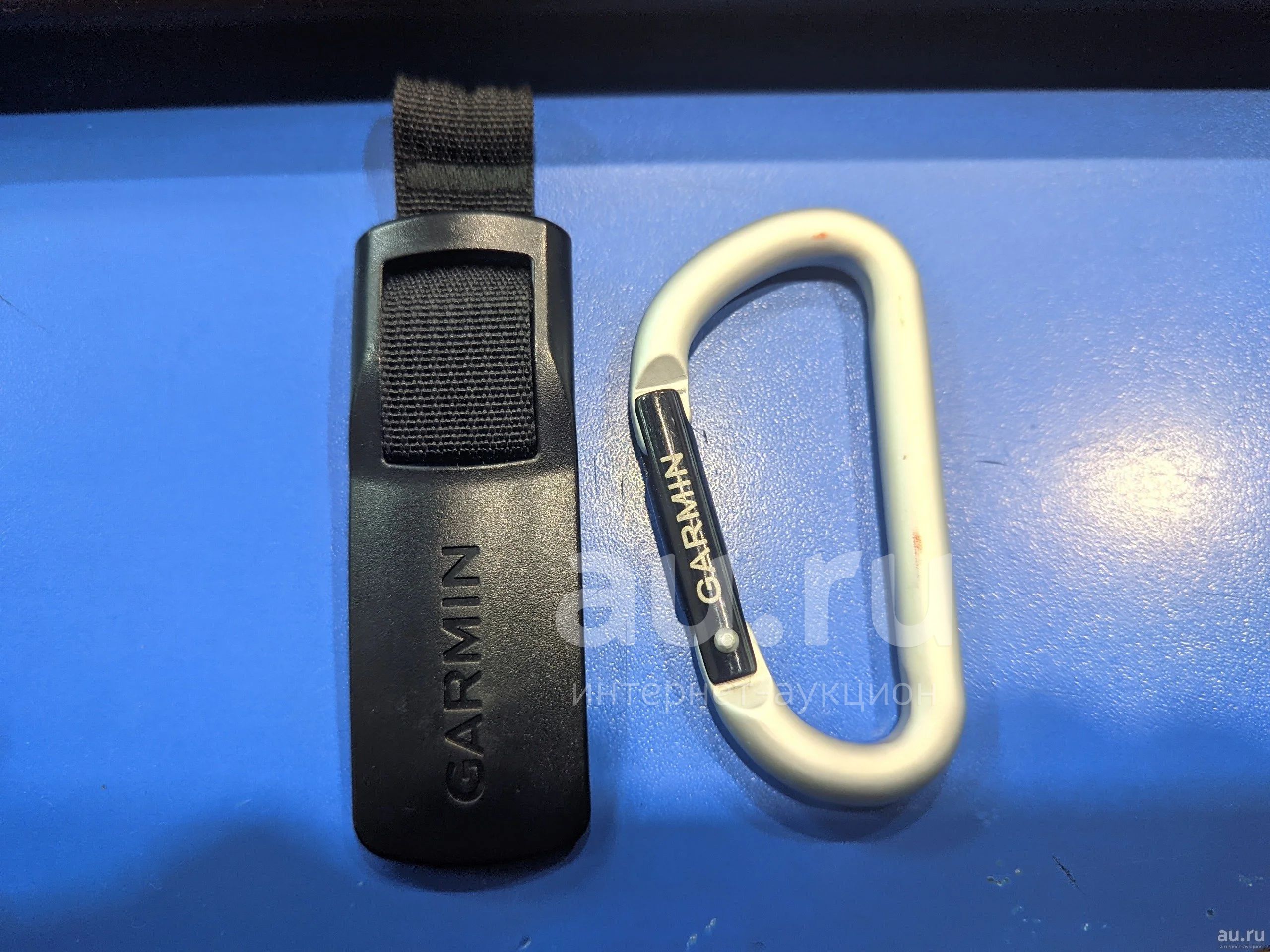 Карабин для Garmin — купить в Красноярске. Состояние: Б/у. Брелоки ...