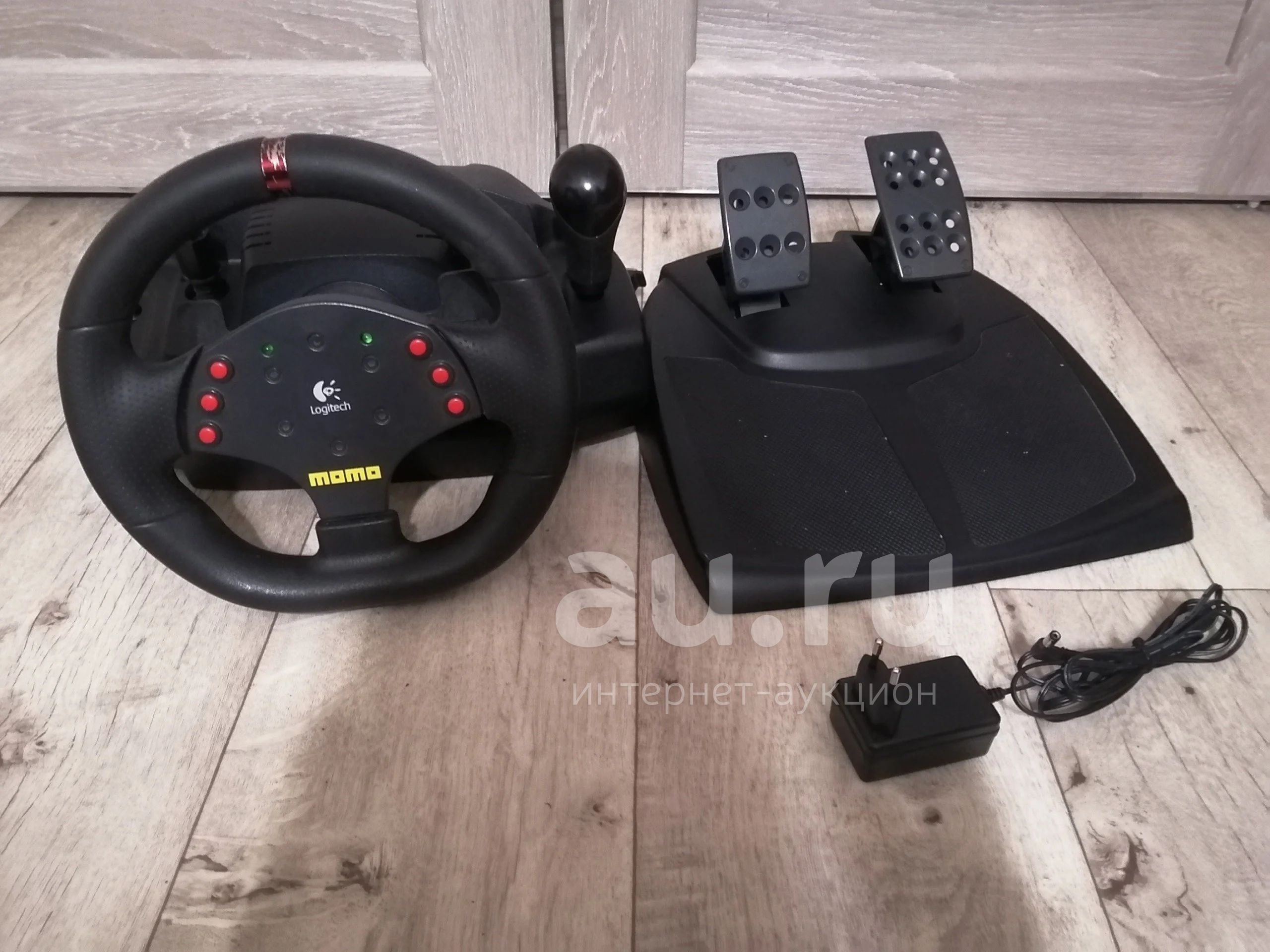 Игровой Руль Logitech momo racing gt — купить в Красноярске. Состояние ...