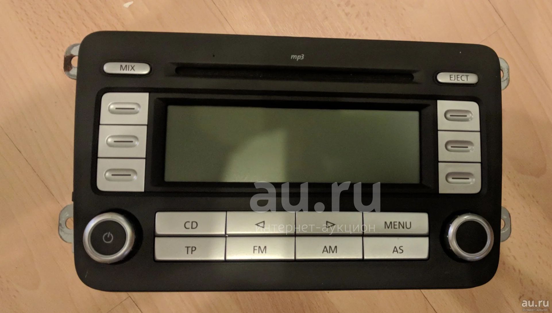 Магнитола Volkswagen RCD 300 (Passat) — купить в Красноярске. Состояние ...