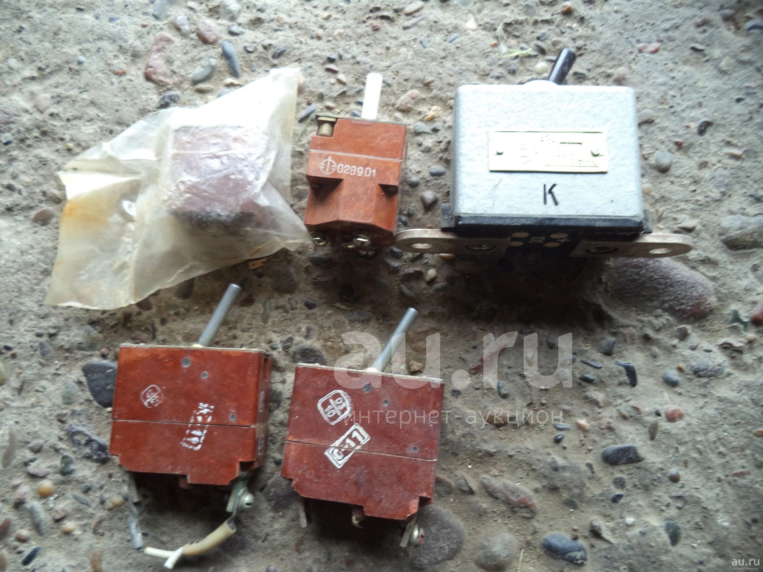 тумблера и азр-30 — купить в Красноярске. Состояние: Новое. Реле ...