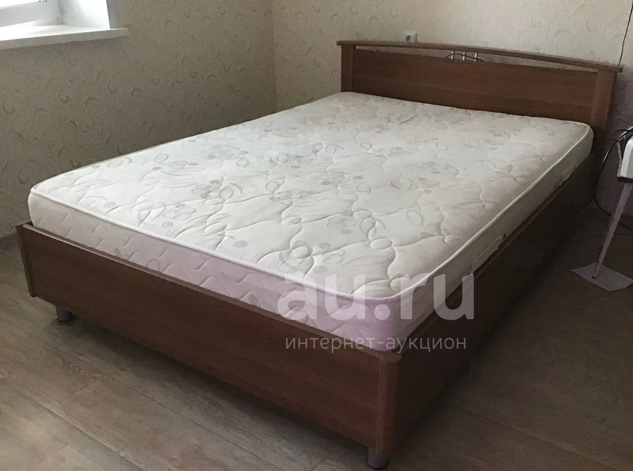 Кровать с матрасом 140 — купить в Красноярске. Состояние: Б/у. Кровати ...