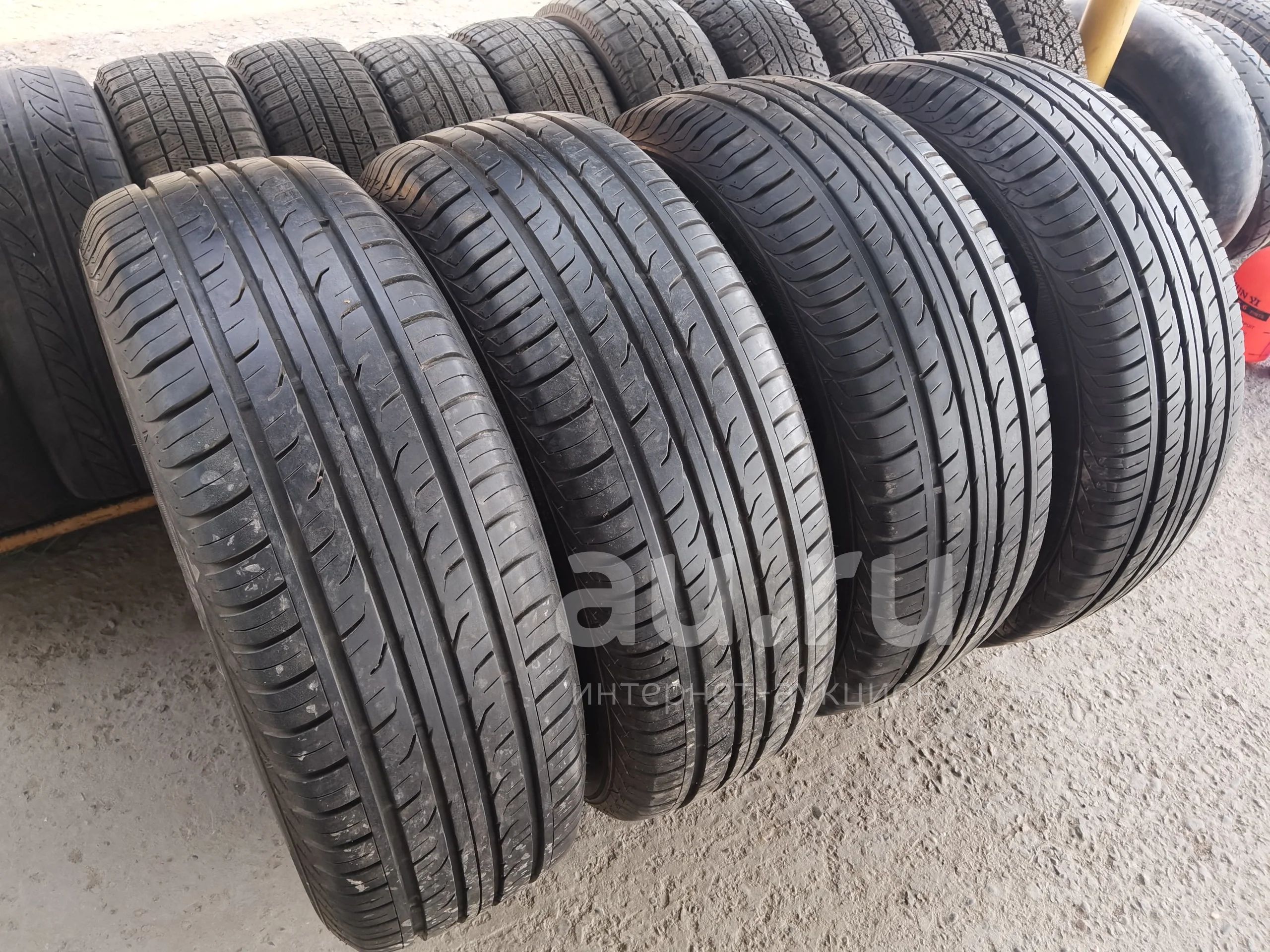 265/70 R16 - 4 Шины летних фирмы Dunlop Grandtrek PT3. Шины без грыж и ...