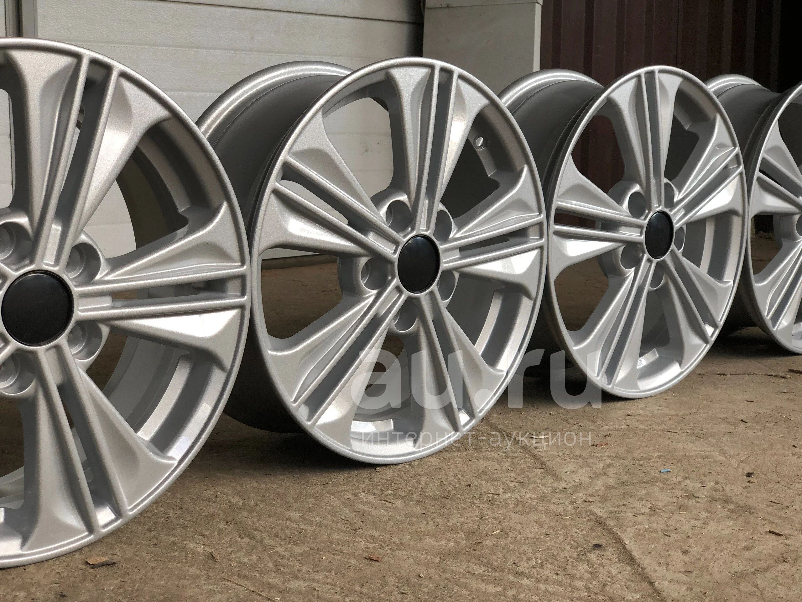MAKSTTON r19 Silver