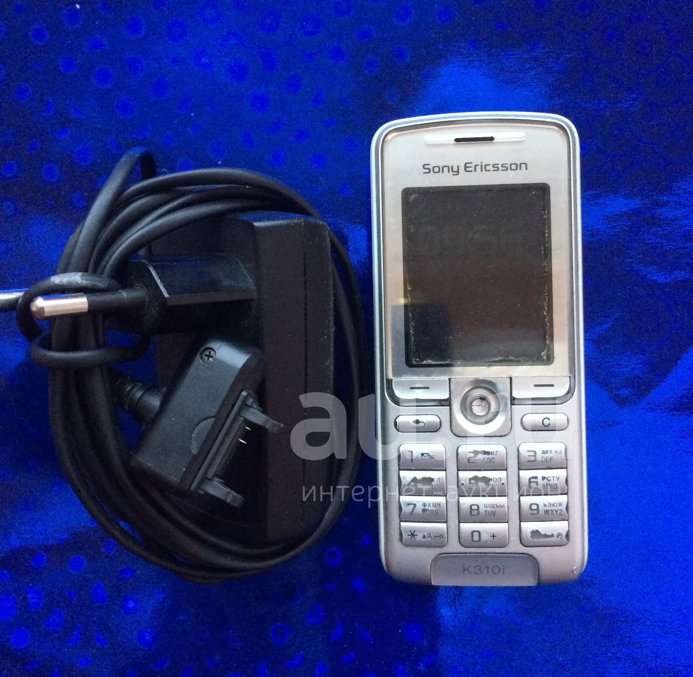 Sony Ericsson K310i — купить в Красноярске. Состояние: Б/у. Кнопочные  мобильные телефоны на интернет-аукционе Au.ru