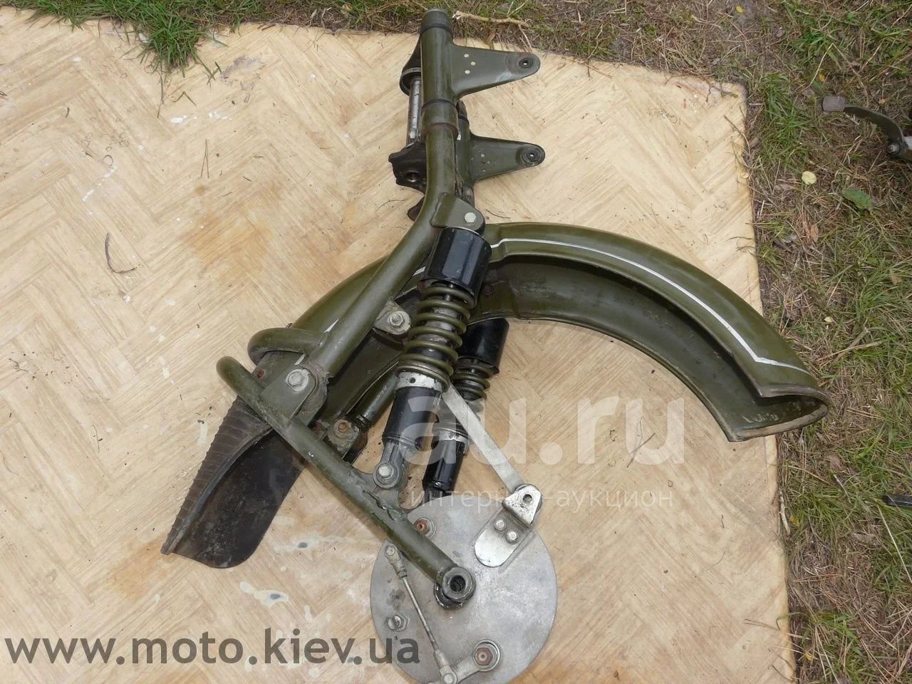 Передняя вилка для трёхколёсного караката