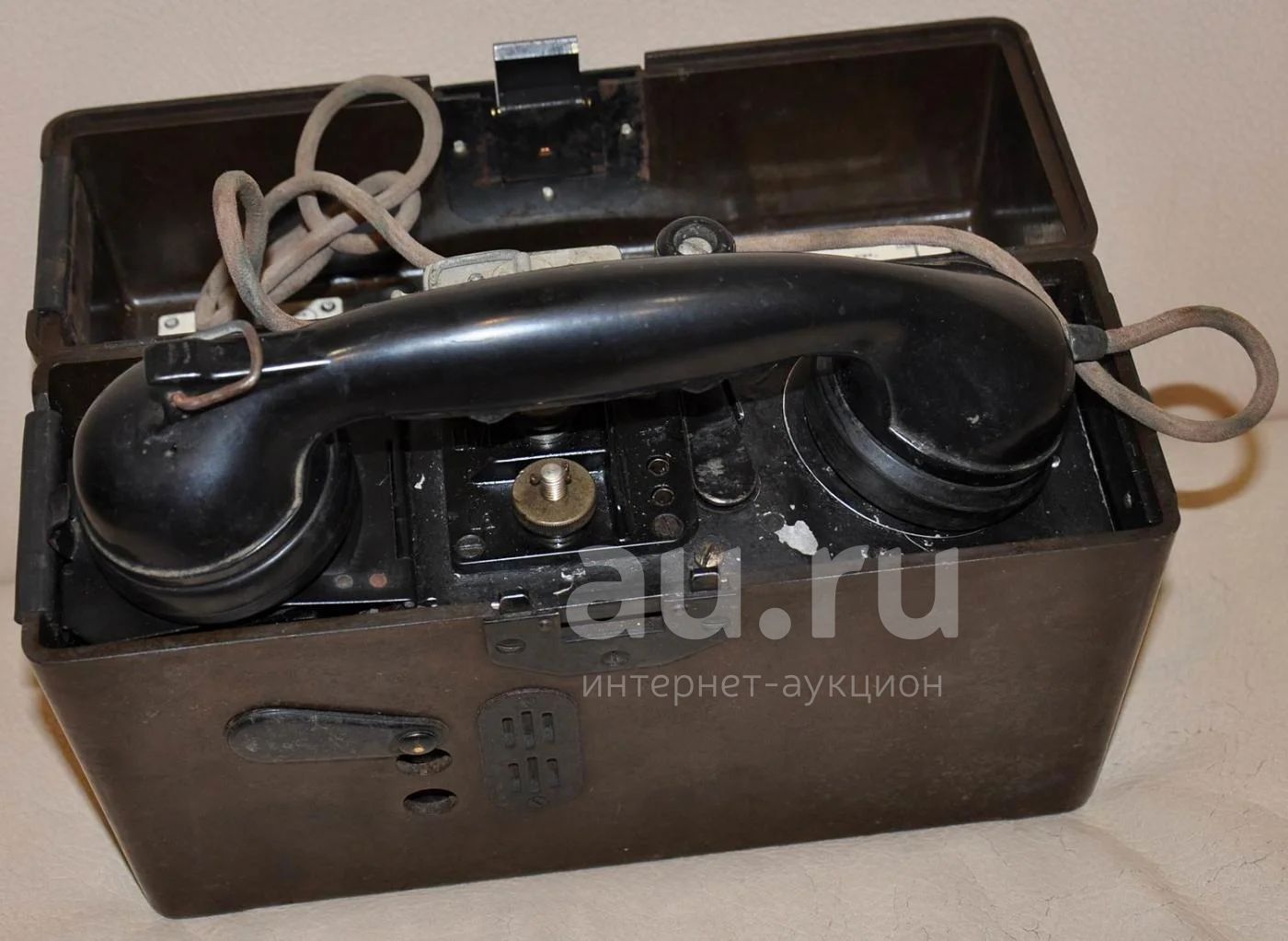 Немецкий полевой телефон F33 1940 г. SABA — купить в Мурманске. Другое  (военная атрибутика) на интернет-аукционе Au.ru