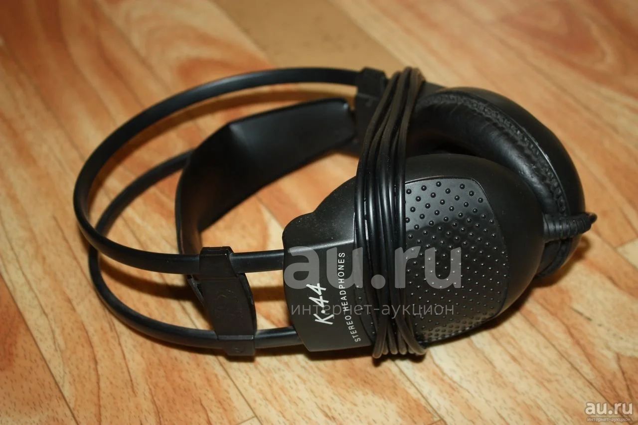 AKG K 44 . Au.ru