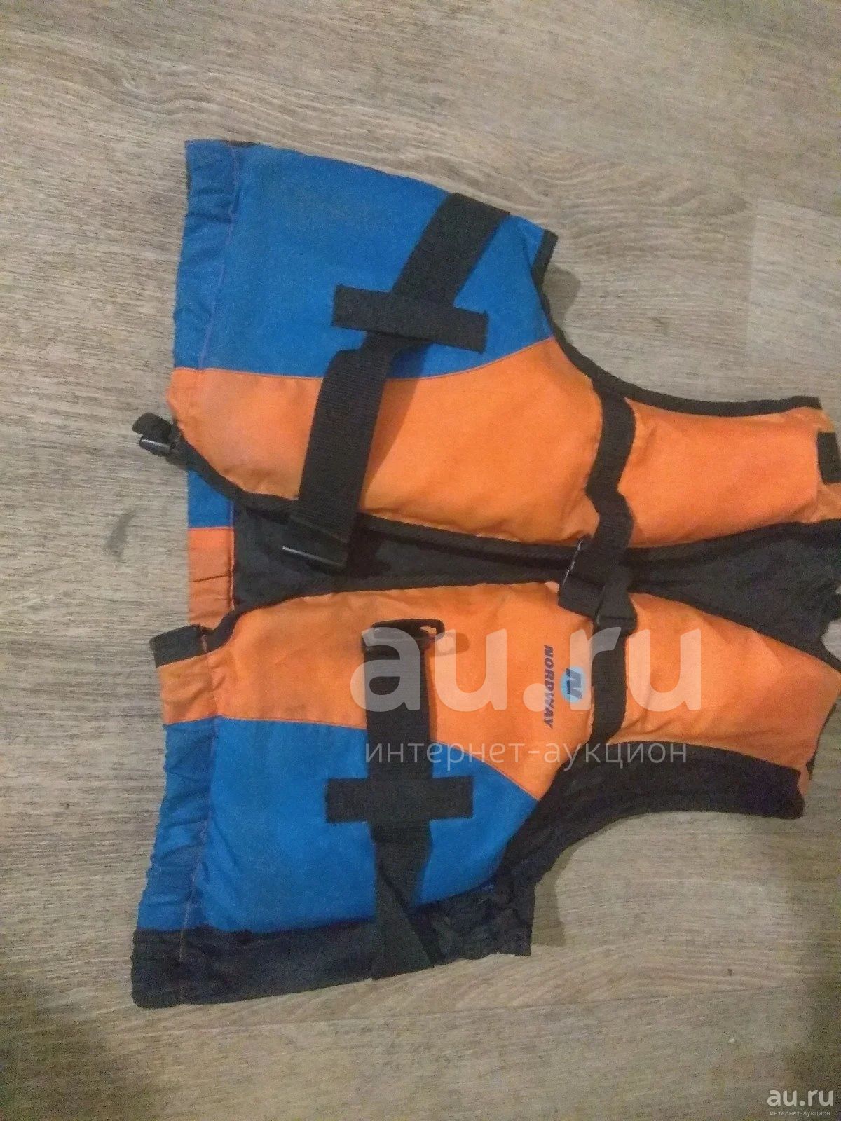 жилет спасательный на подростка — купить в Красноярске. Состояние: Б/у ...