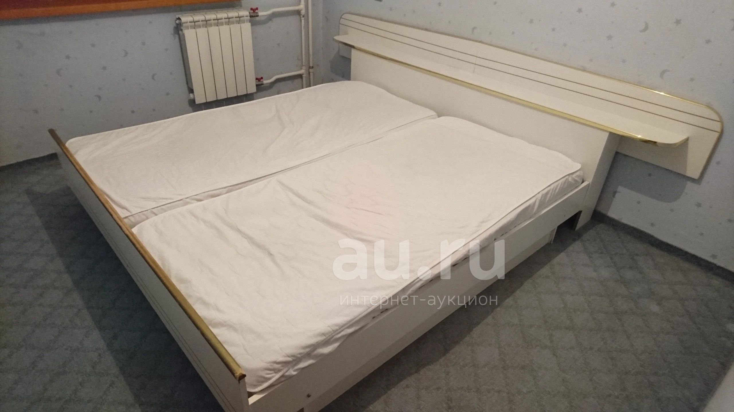 Кровать двуспальная с матрасами 190см с накидкой и шторами — купить в ...