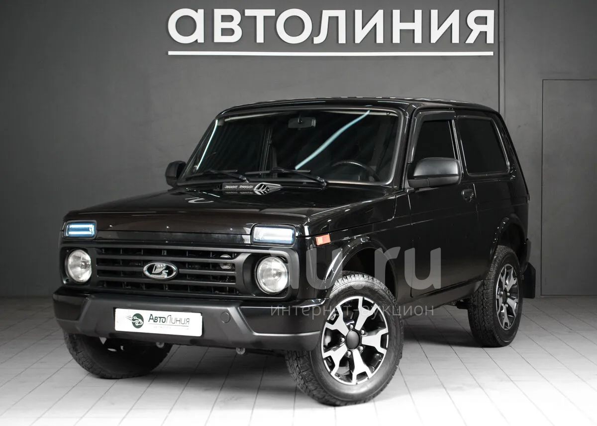 LADA (ВАЗ) 2121 (4x4), I Рестайлинг Urban 1.7 MT (83 л.с.) 4WD Внедорожник  3 дв. — купить в Красноярске. Автомобили на интернет-аукционе Au.ru