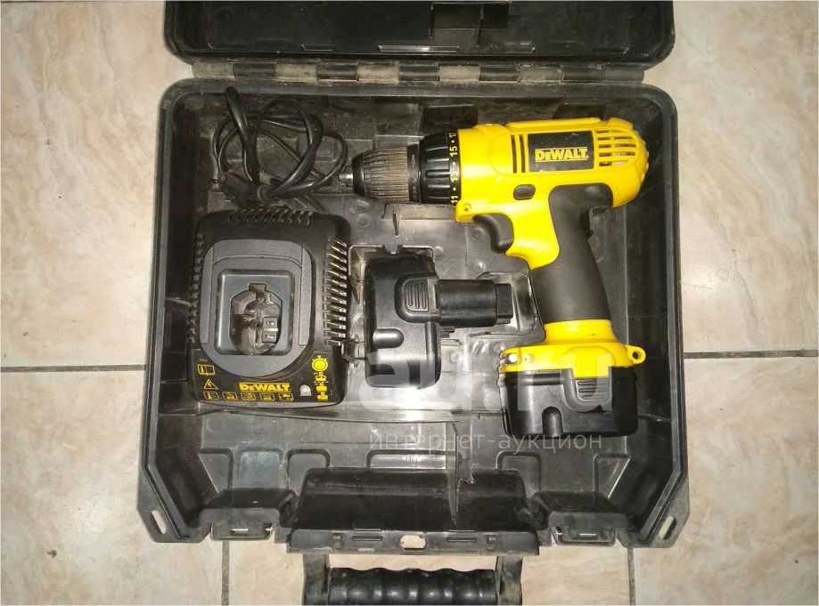 Dewalt 2024 dc727 drill