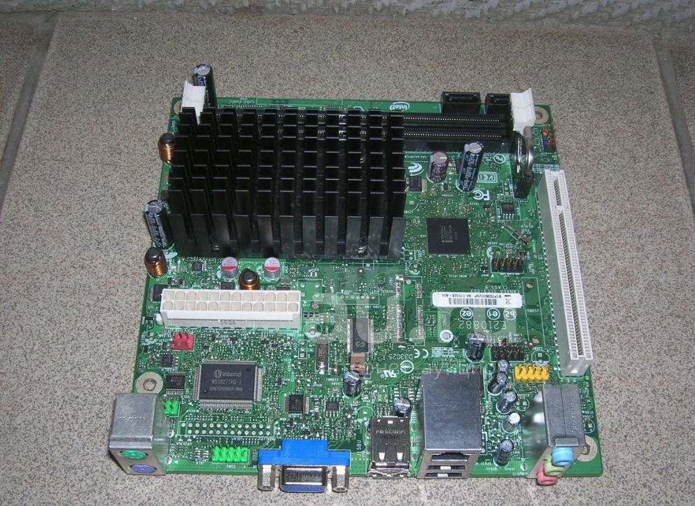Материнская плата Intel desktopBoard E210882 "Доставка" — купить в ...
