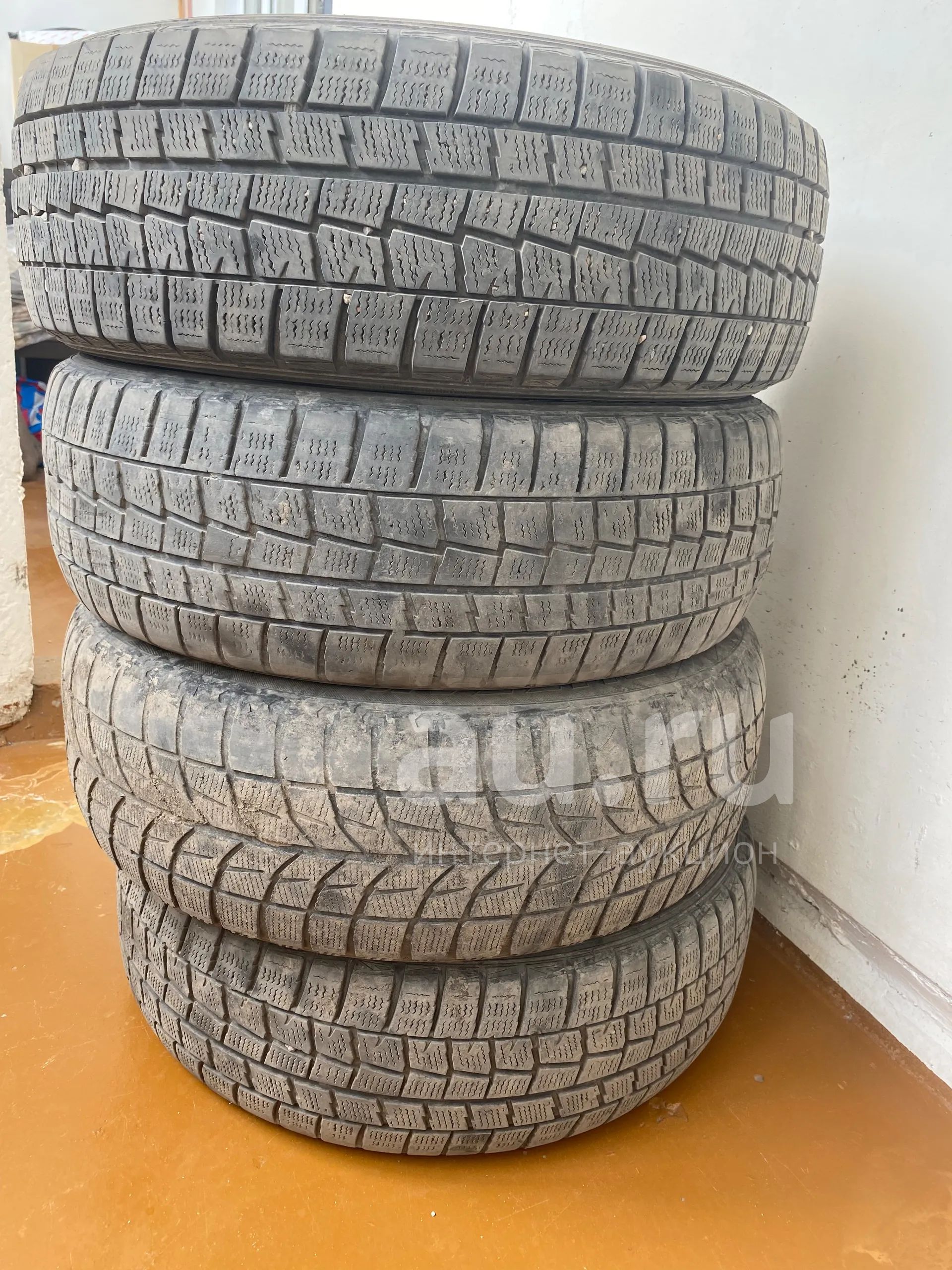Резина Dunlop — купить в Красноярске. Состояние: Б/у. Шины на интернет ...