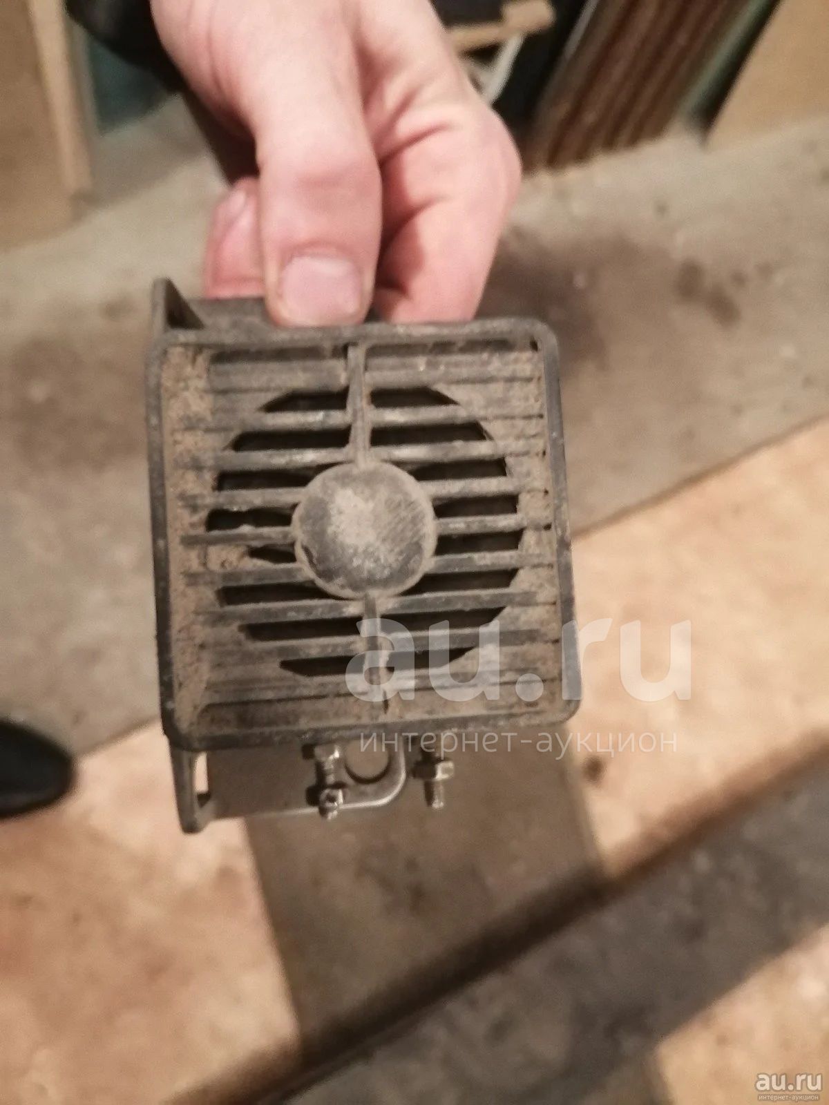 Зуммер заднего хода (Пищалка) 24в — купить в Красноярске. Состояние: Б ...