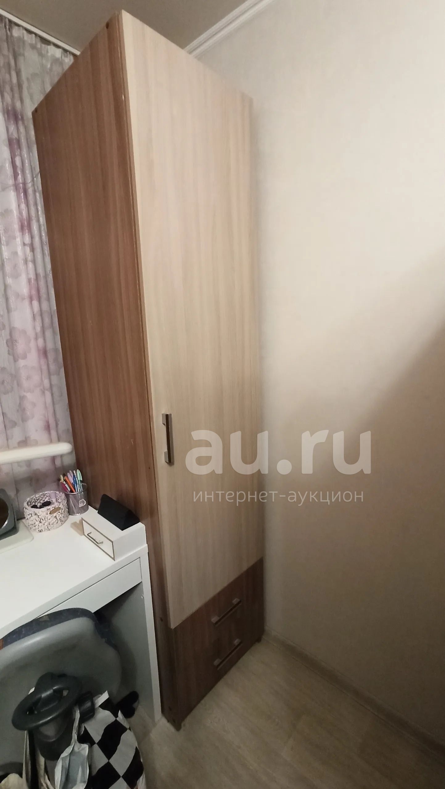 Шкаф пенал — купить в Красноярске. Состояние: Б/у. Шкафы, шкафы-купе на ...