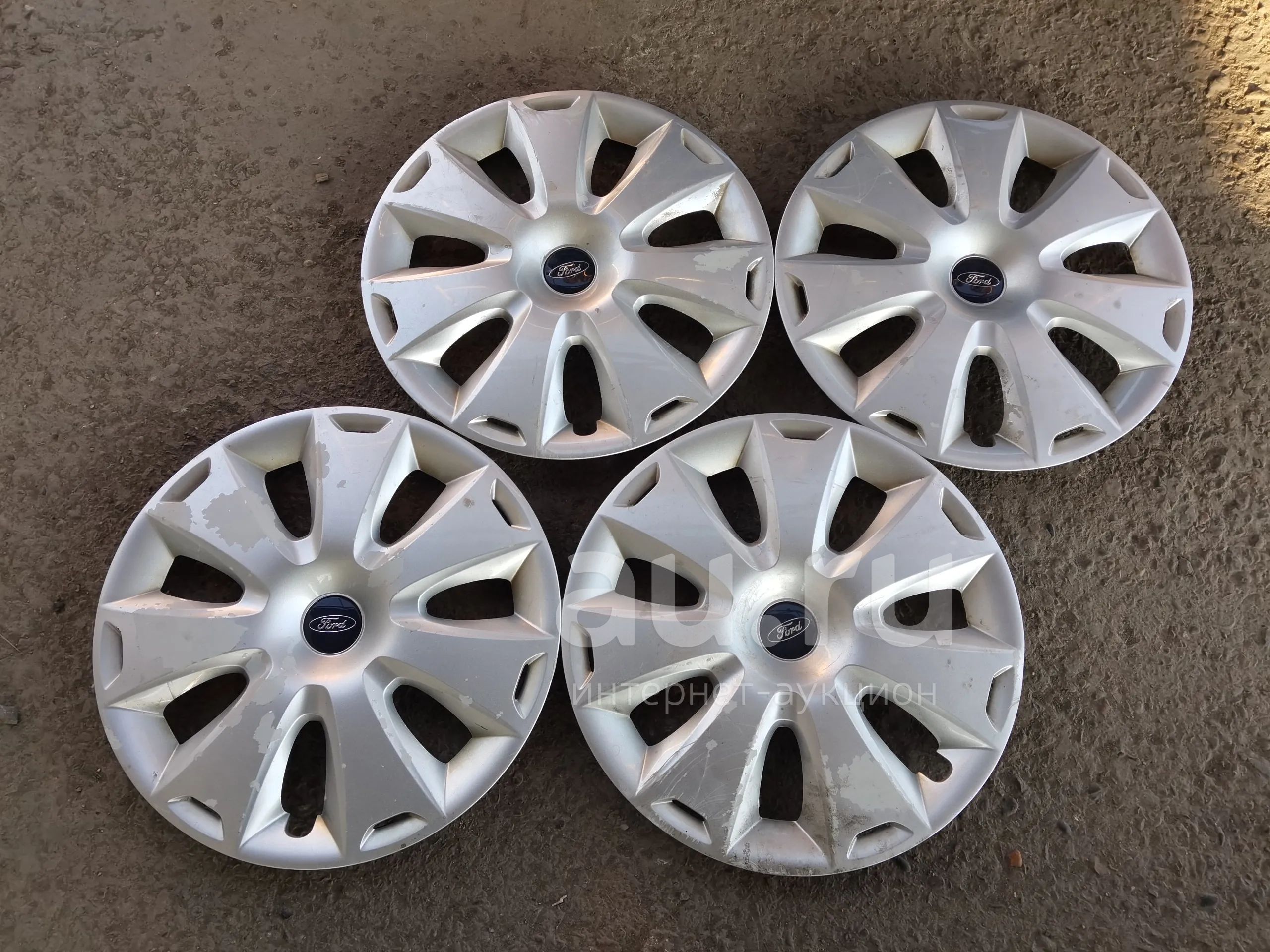 Колпаки R16 на автомобиль Ford. Оригинал. Цена за 4 колпака. — купить в ...