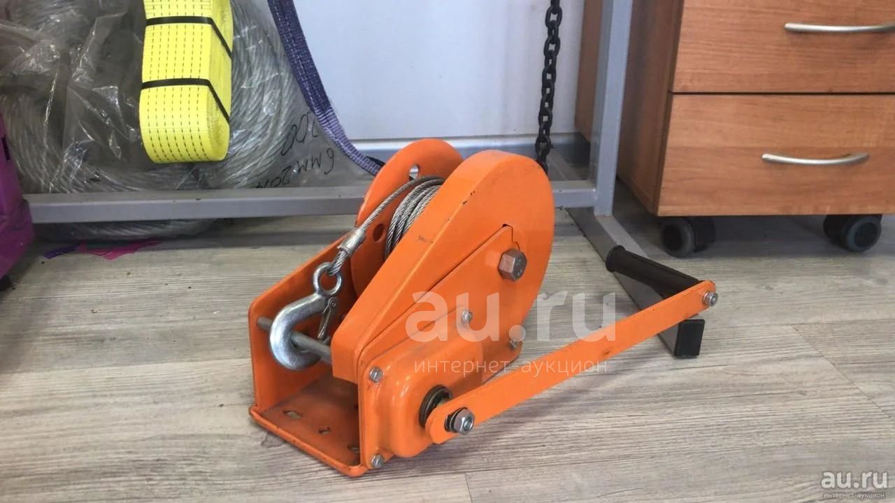 Лебедка ручная BHW 1.ОТ*10М — купить в Красноярске. Состояние: Новое ...