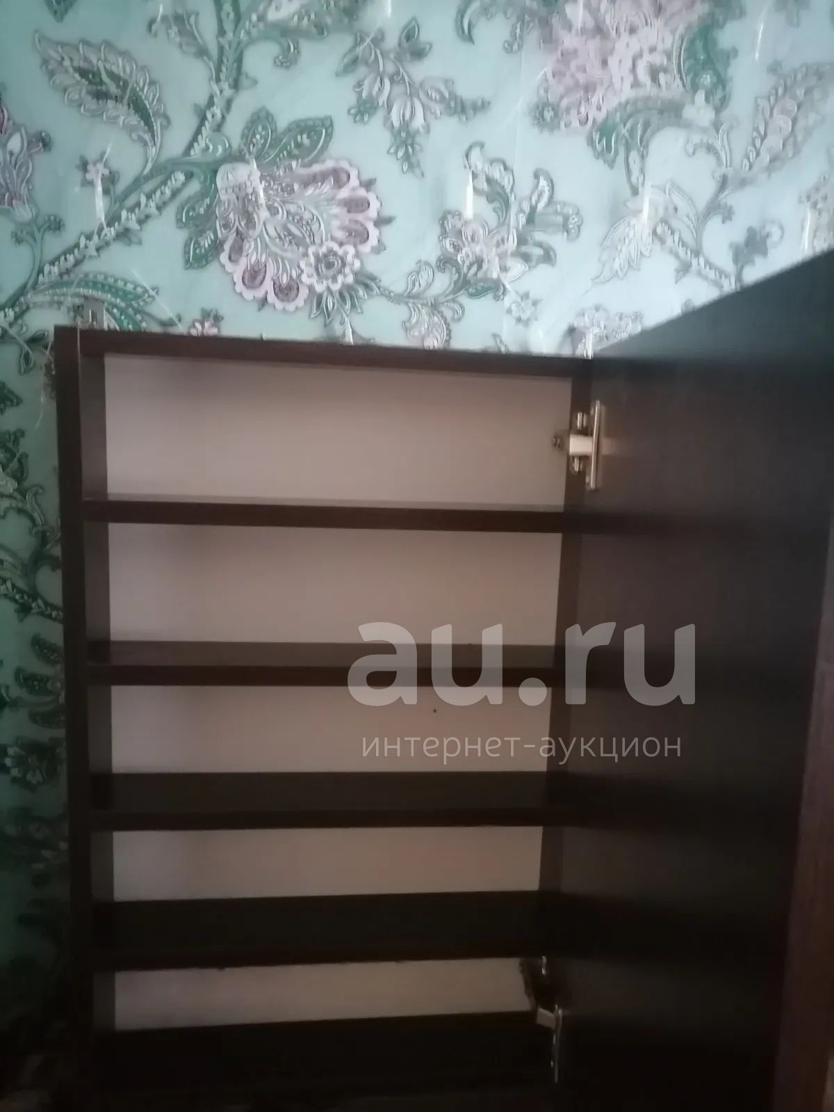 Полка шкафчик для гель лаков, диафильмов киндер игрушек — купить в Красноярске. Состояние: Б/у. Полки, стеллажи, этажерки на интернет-аукционе Au.ru