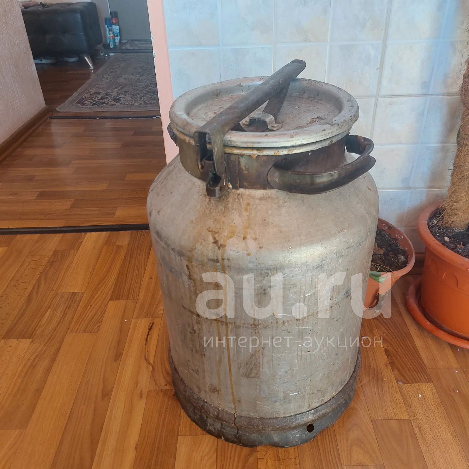 Фляга алюминиевая 40л — купить в Красноярске. Состояние: Б/у. Баки ...