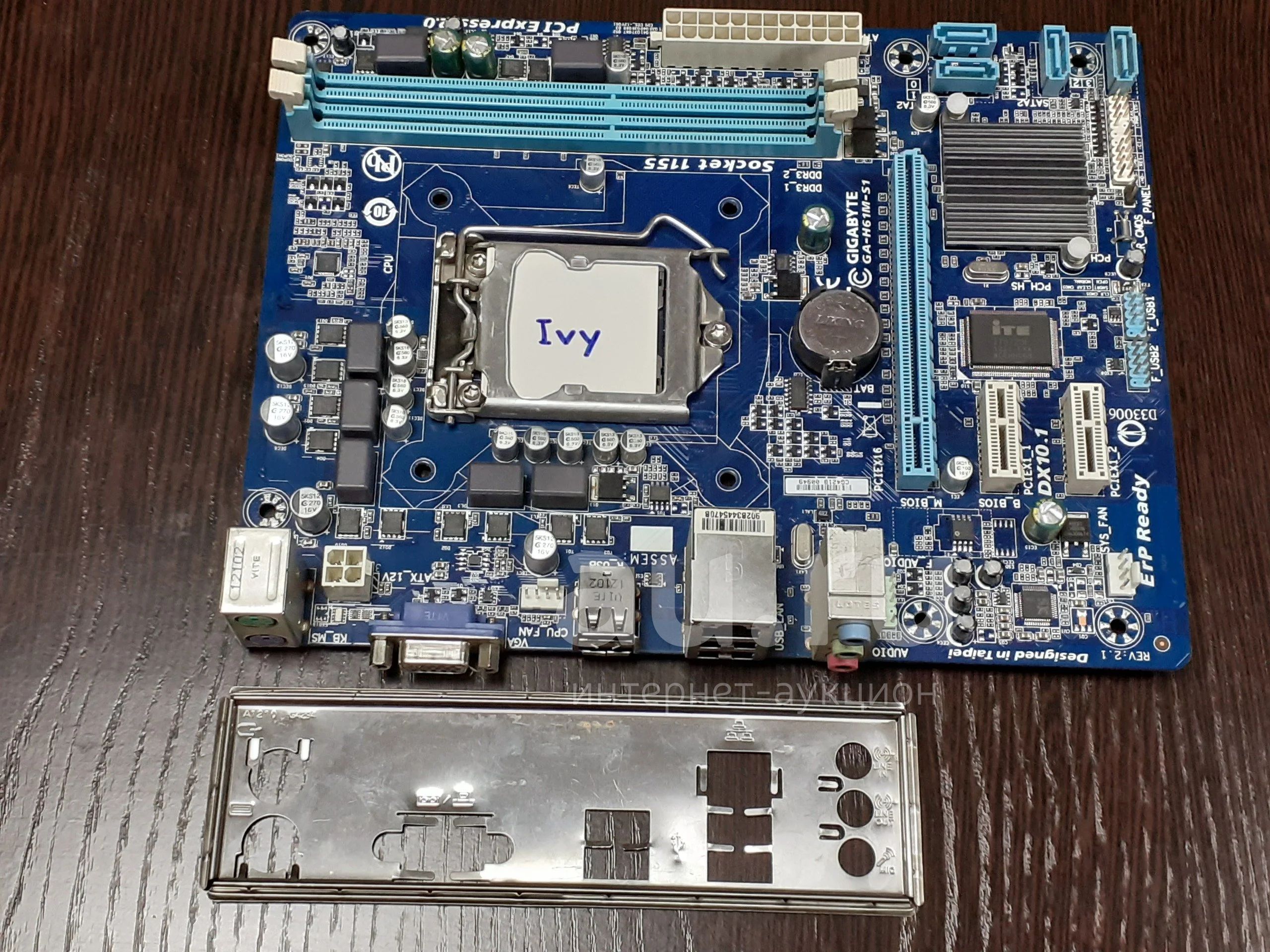 Ga h61m ds2 rev 2. 1155 gigabyte ga-h61m. Материнская плата gigabyte h61. Gigabyte h61m-s2. Гигабайт ga-h61m-s2pv.