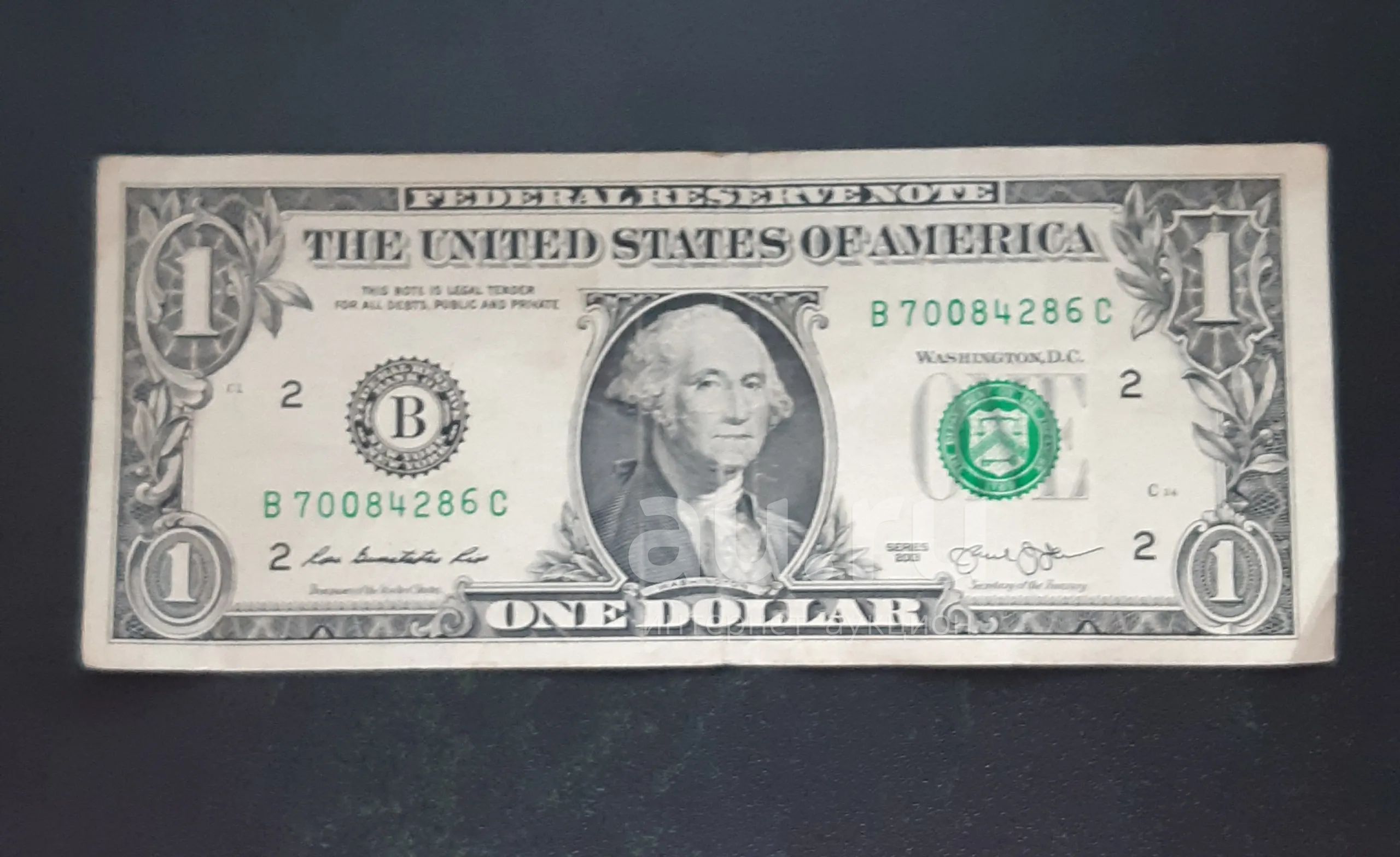 Нашел 1 доллар. Купюра 1 доллар. Банкнота 1 доллар США. Один доллар с двух сторон. Один доллар с двух сторо.