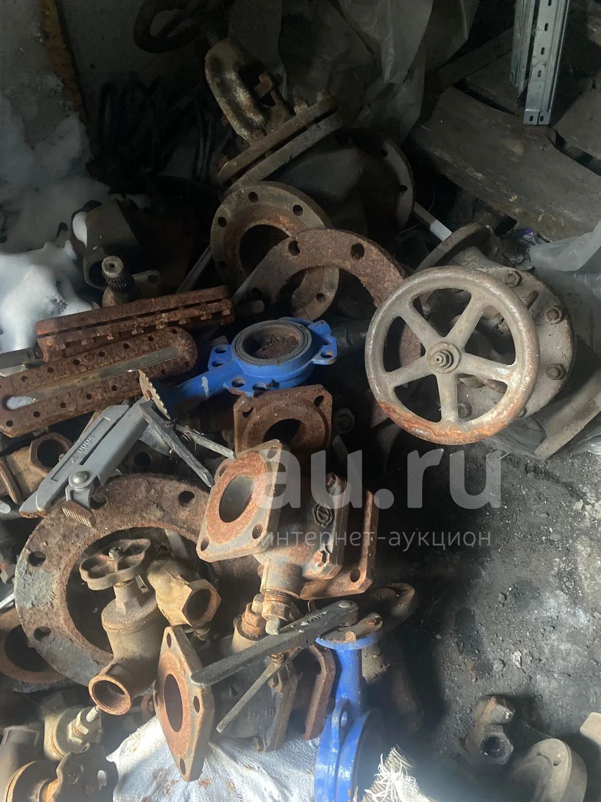 Задвижка — купить в Красноярске. Состояние: Б/у. Запорная и ...