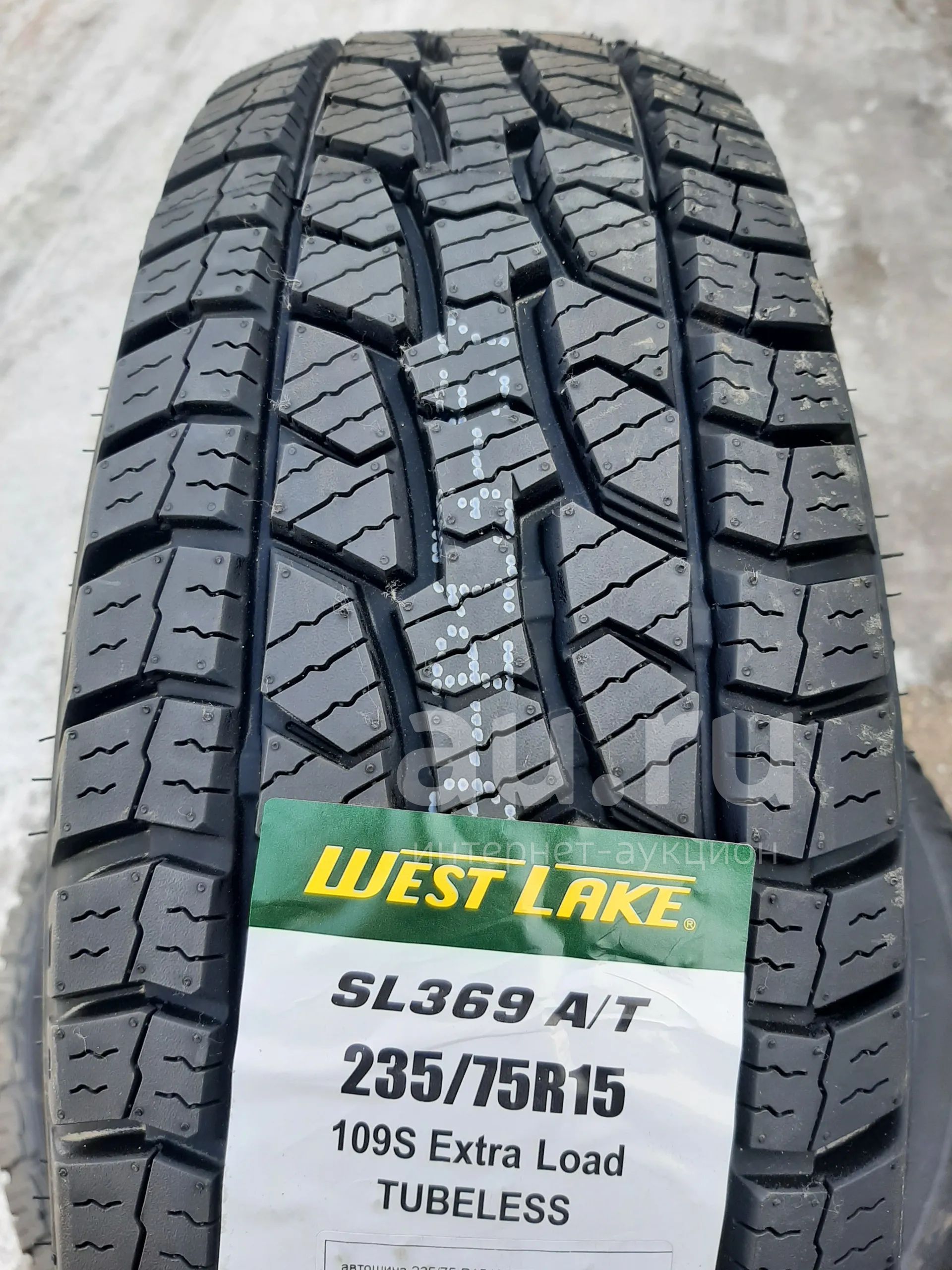 235-75-r15-109s-westlake-sl369